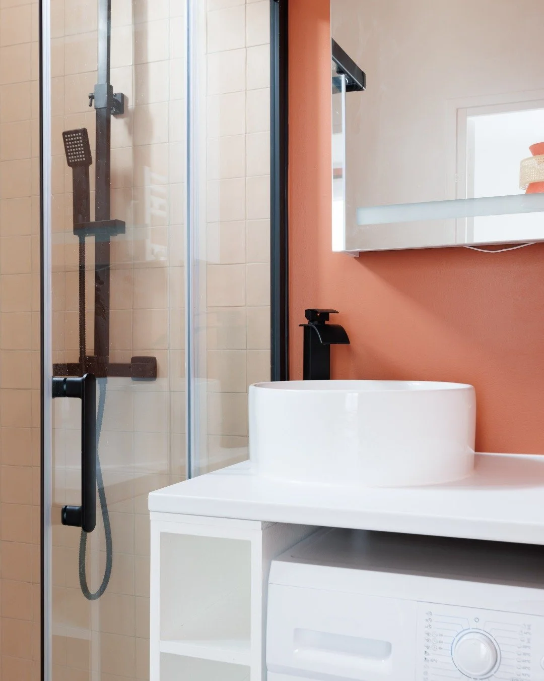 Projet Nanterre &ndash; Salle de bain ultra optimis&eacute;e

Un meuble sur-mesure pour s'adapter aux petites surfaces.

#petitesalledebain #gaindeplace #archidinterieur #menuiseriesurmesure #nanterre #rivabel