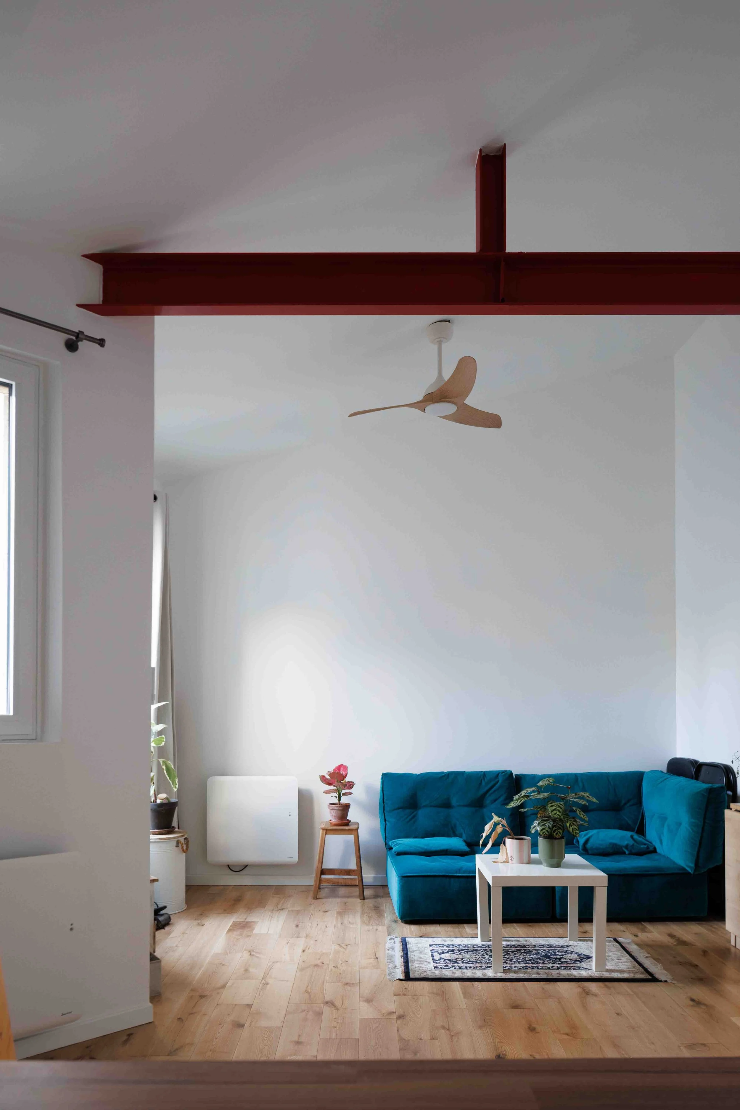 Rénovation structurelle de la charpente d’un immeuble des années 60 pour intégrer une mezzanine.