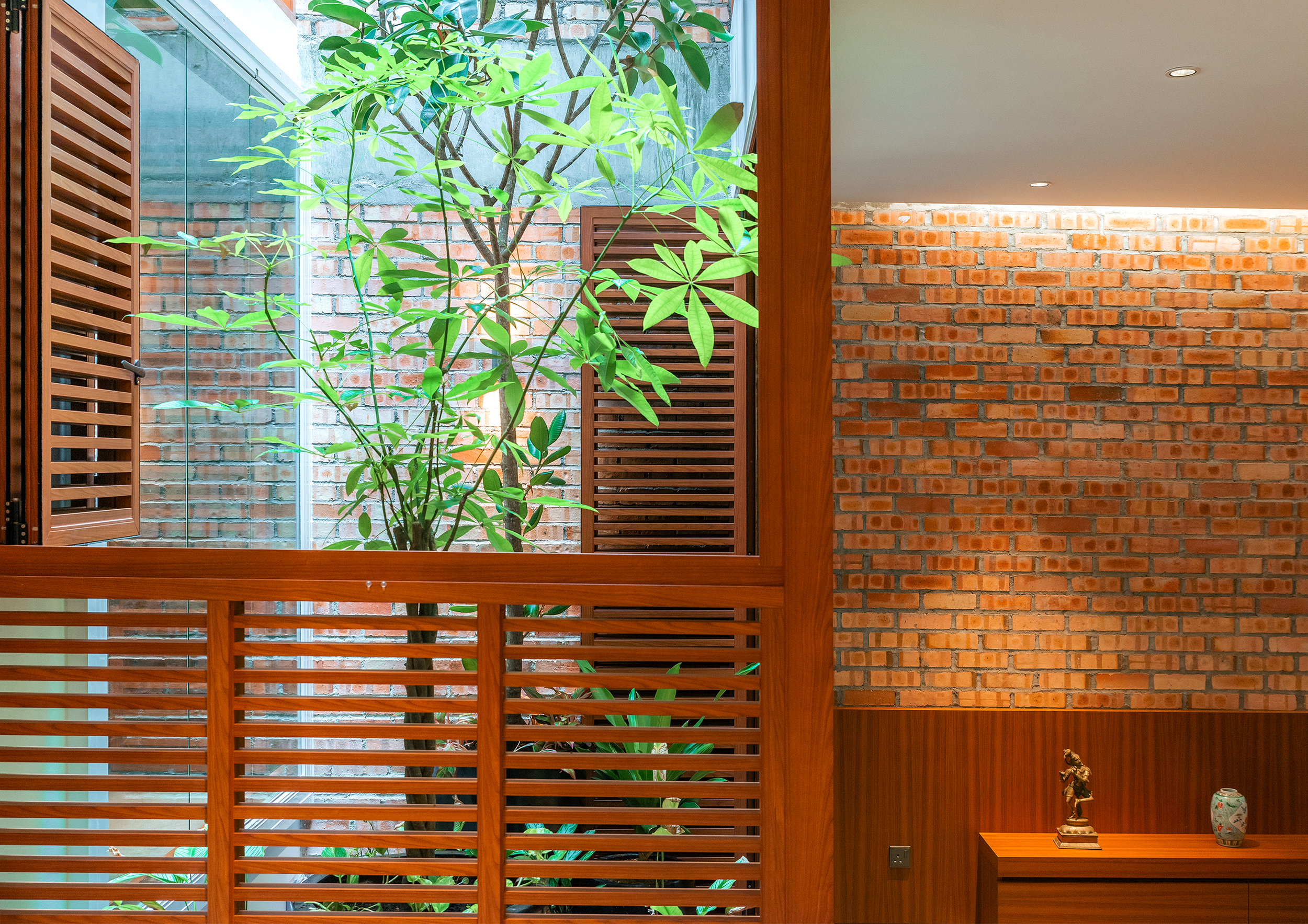 001_141 KUL - GF Living 001.png