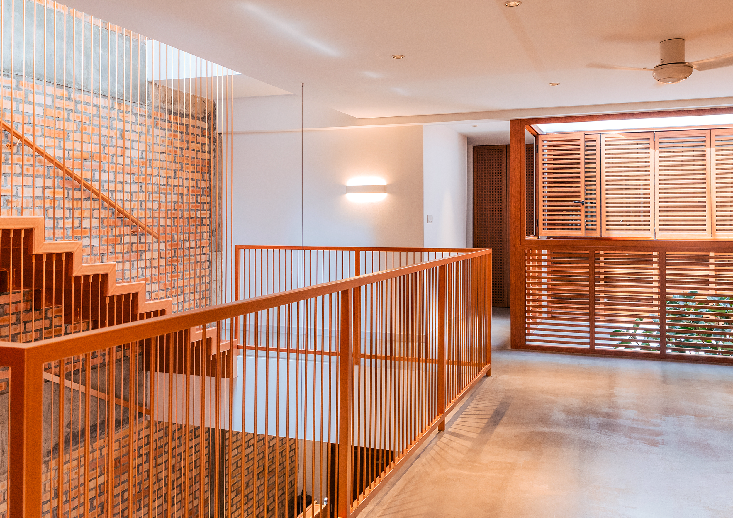 001_141 KUL - Mezzanine 005.png