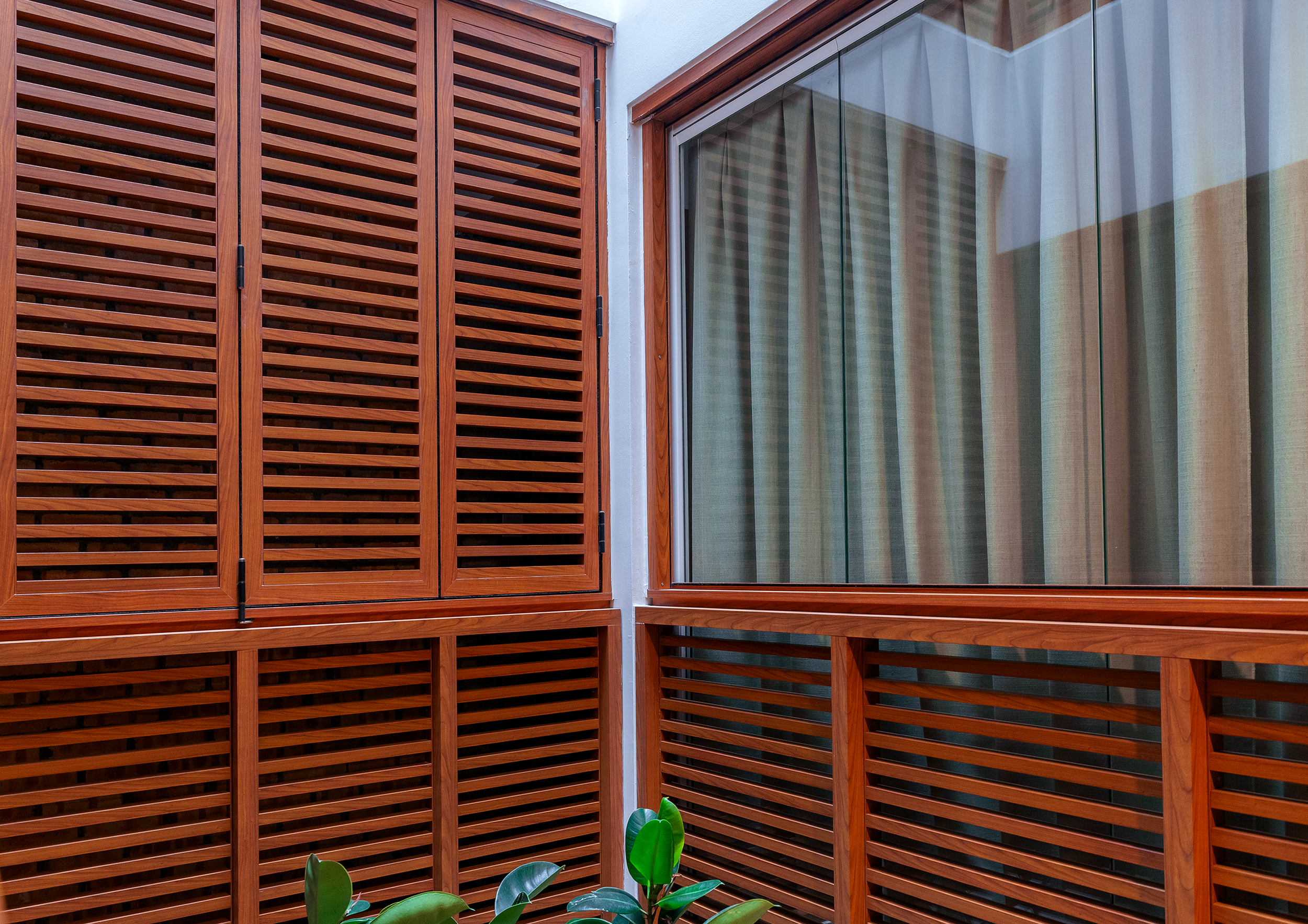 001_141 KUL - Mezzanine 002.png