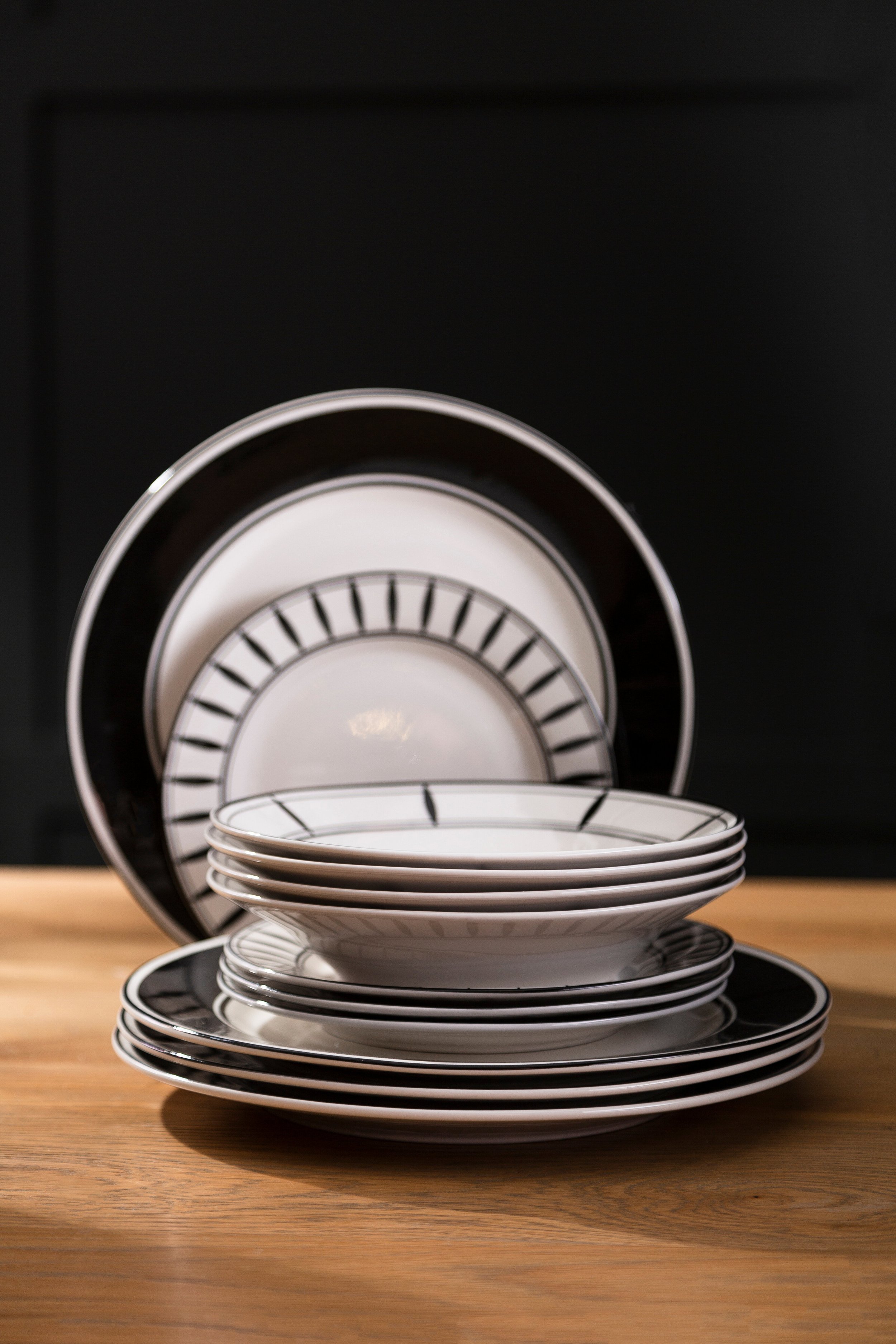Dinner set 2.jpeg
