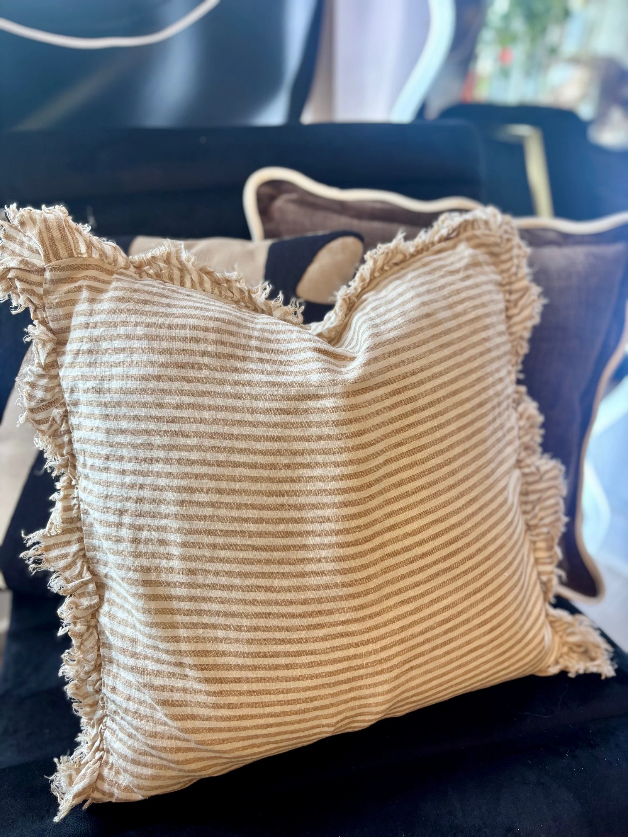 Linen Ruffle Cushion