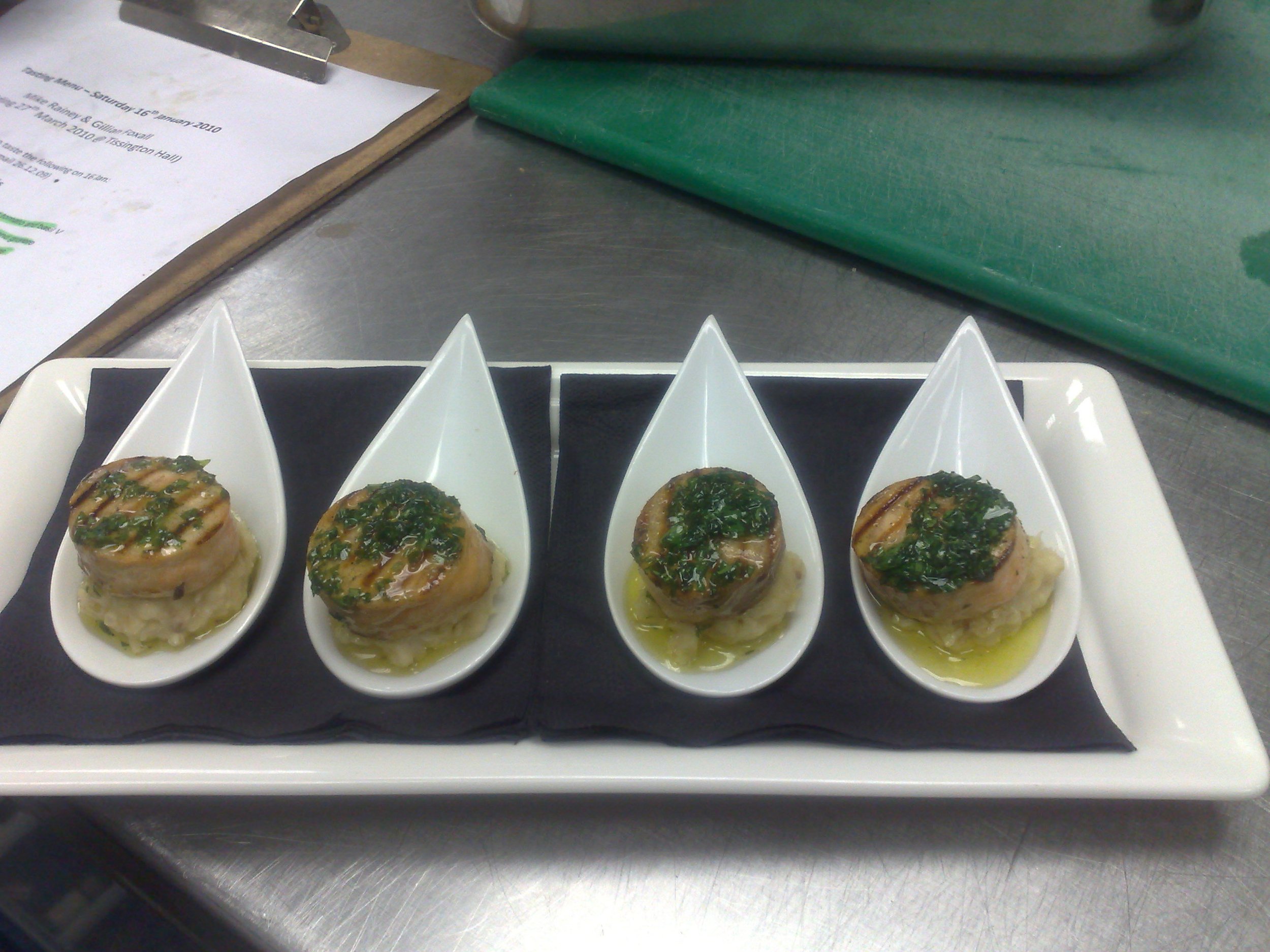 flasfried salmon canape.jpg
