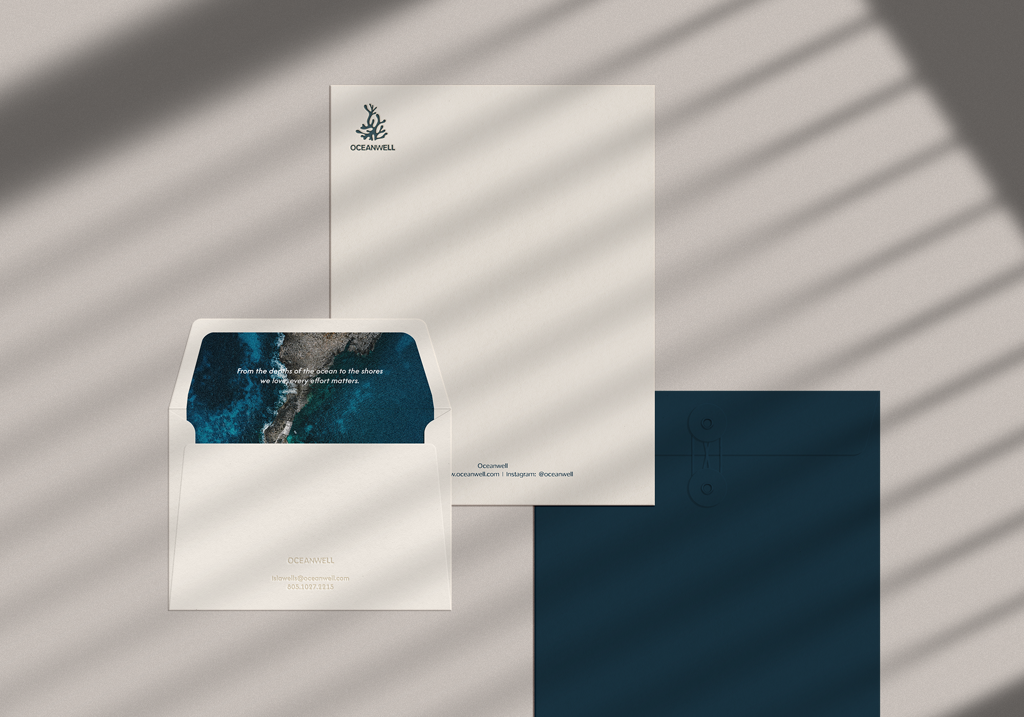 Chic Sezanne Mockup Freebie.png