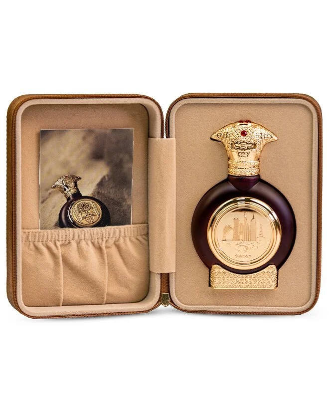 Taif Al Emarat Qatar perfume inside luxury presentation case UK