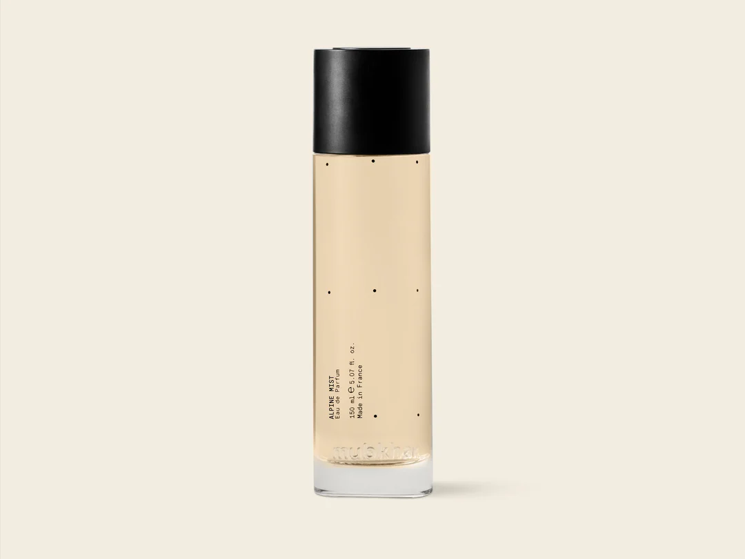 Mubkhar Alpine Mist Eau De Parfum 150ml on white background, fougere woody fragrance UK