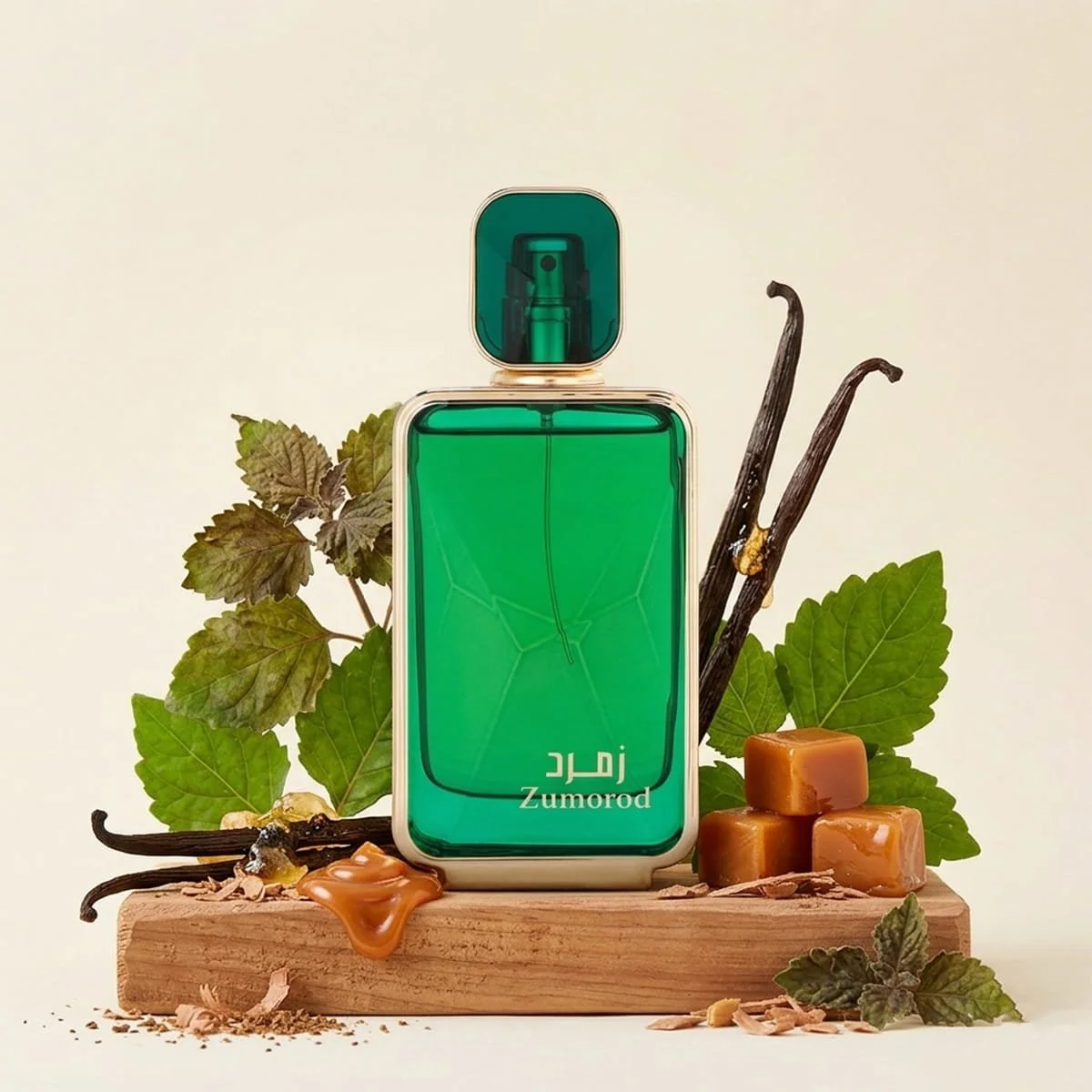 Arabian Oud Zumorod perfume with frankincense, caramel and vanilla ingredients, luxury fragrance UK