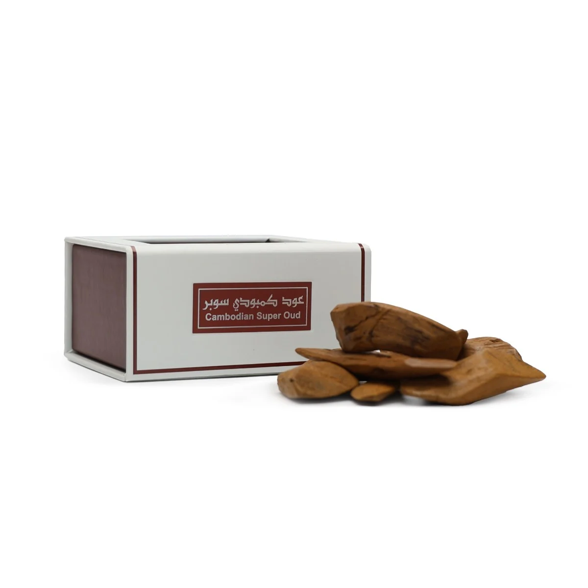 Arabian Oud Cambodian Oud Super chips 30g displayed next to luxury box, natural bakhoor UK