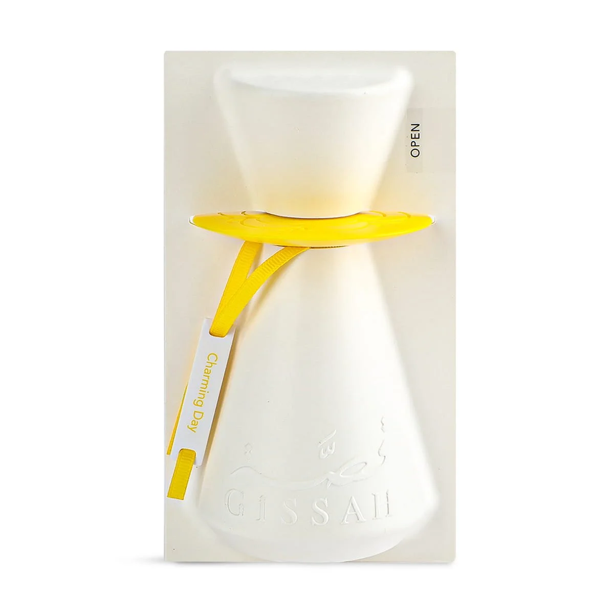 Gissah Charming Day diffuser inside luxury case, elegant home fragrance gift UK