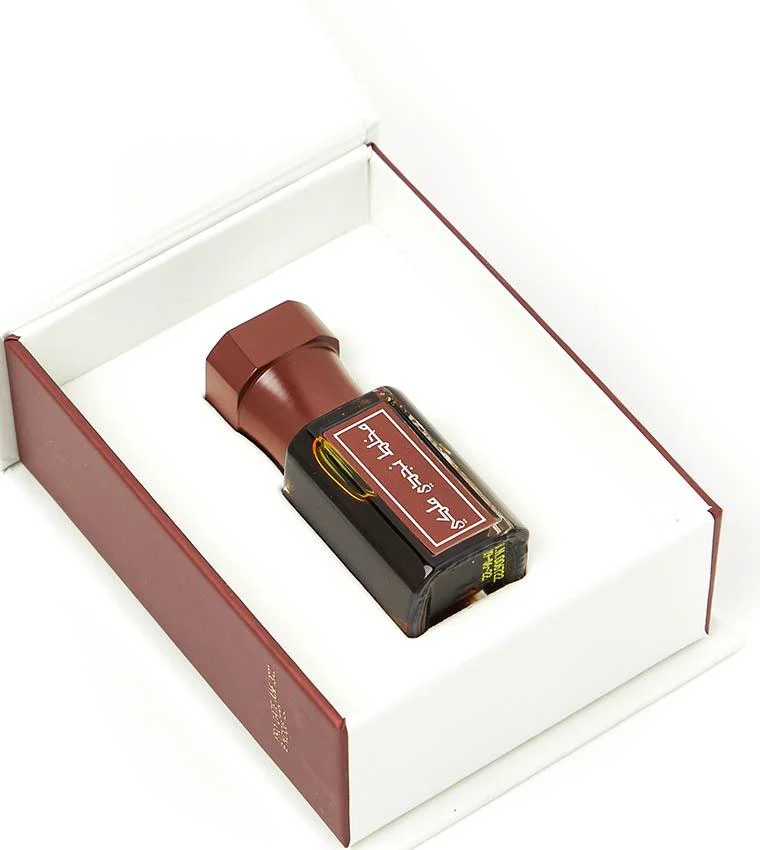 Arabian Oud Mukhallat Nagdy Malaky perfume oil inside luxury case, oud musk attar UK