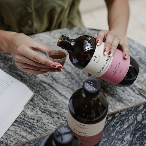 An icon of a droplet with a smaller circle inside, representing a water or liquid symbol.