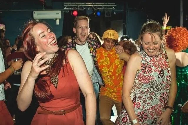 Live Funk Band: Pouch!