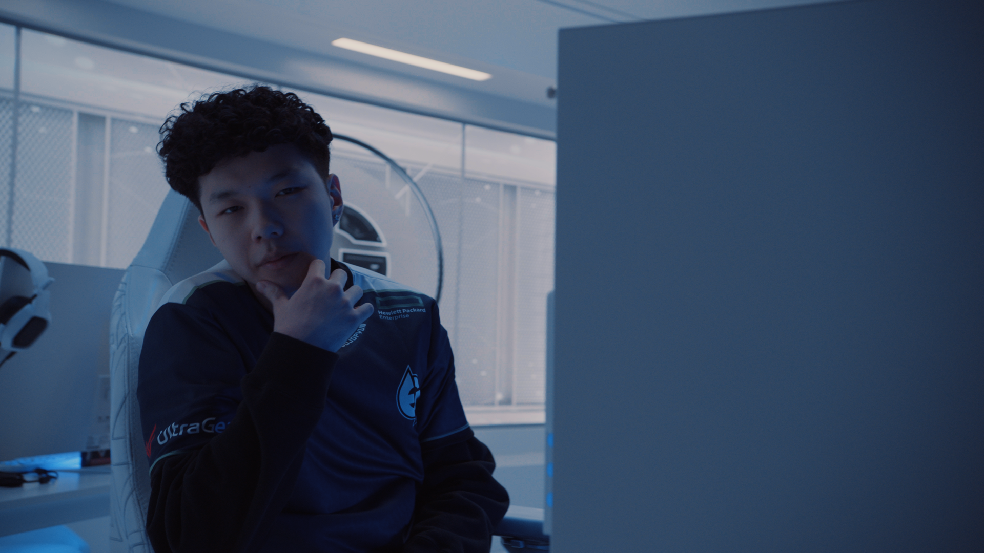 JOJOPYUN.00_01_06_03.Still007.png