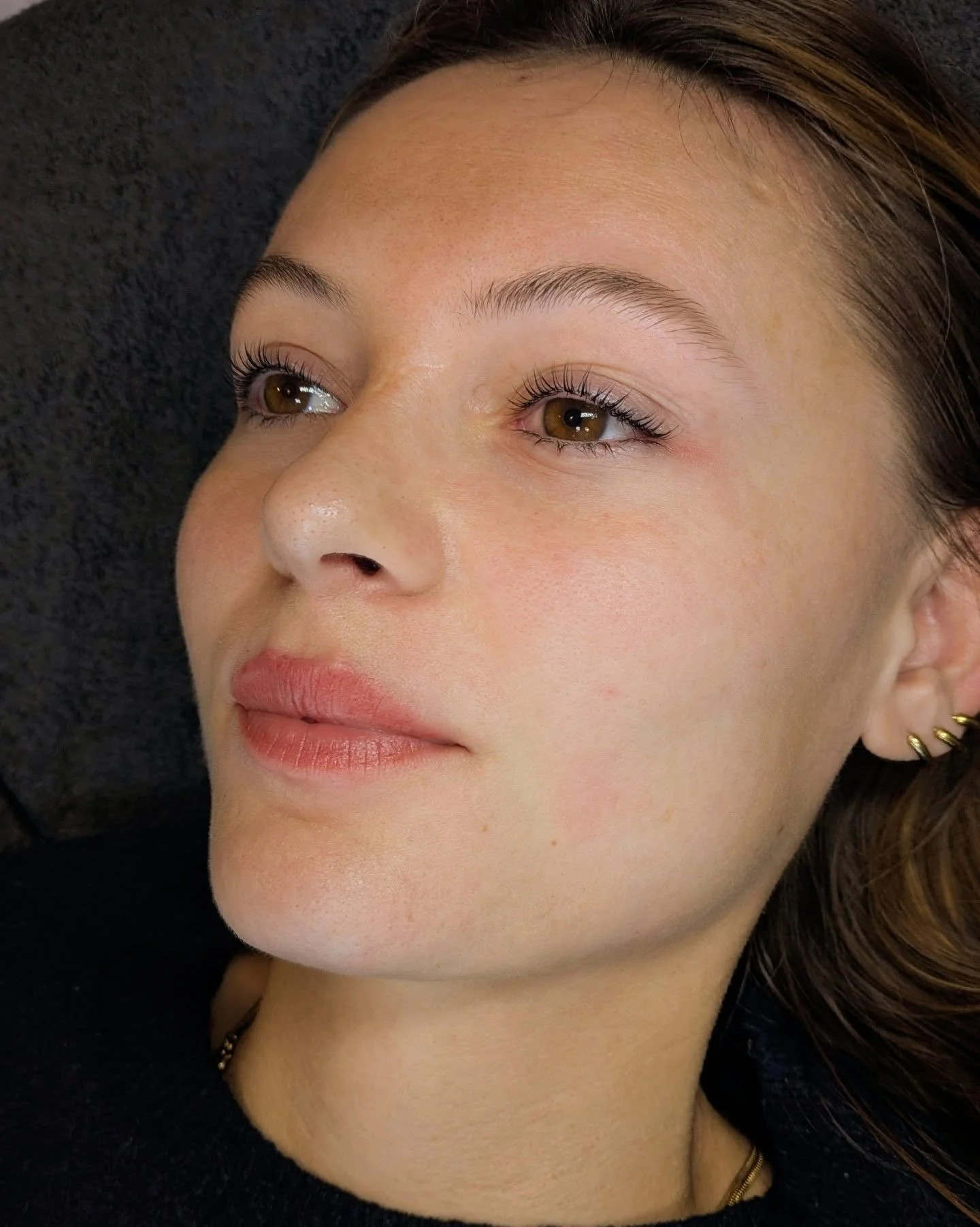 Lashlift voor de mooie Lilith ❤️ @lilith.pas
Hoelang dit blijft? 6-8 weken!
#elkedagmooi
(Swipe voor foto zonder lashlift)

📅 afspraak via www.kobie.be