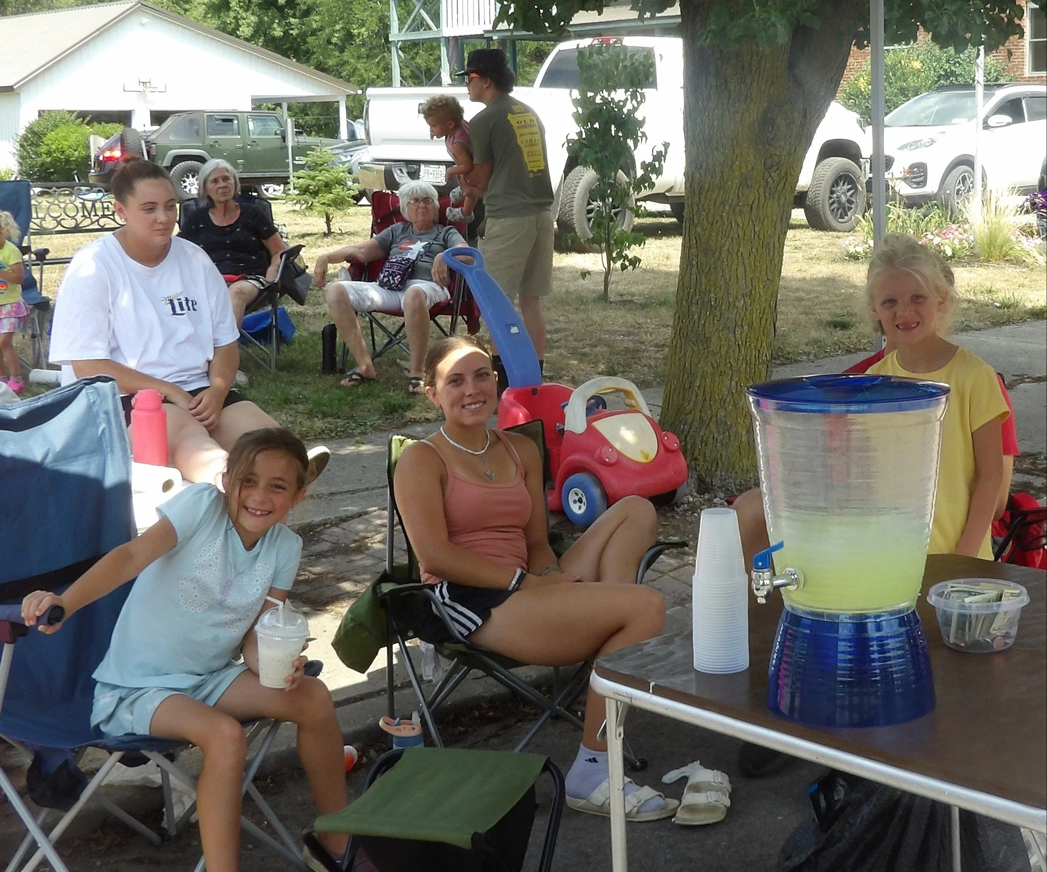 lemonade sale.jpg