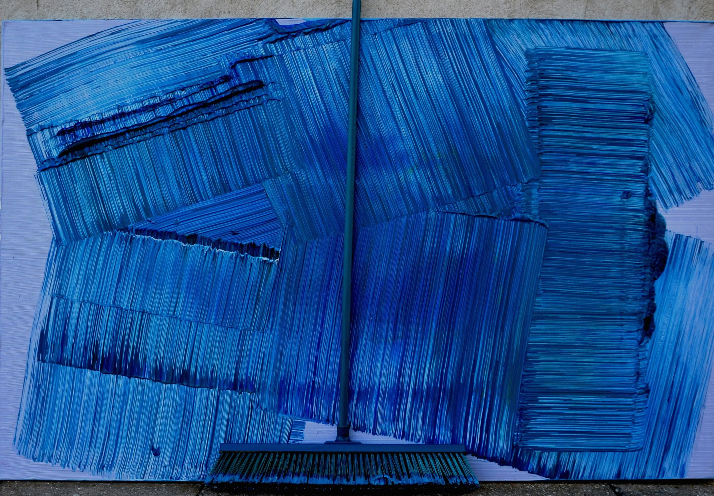   PARDUOTA   Mėlynas peizažas be horizonto  115 x 180 cm   Drobė, akrilas, grindinio šepetys. 2010