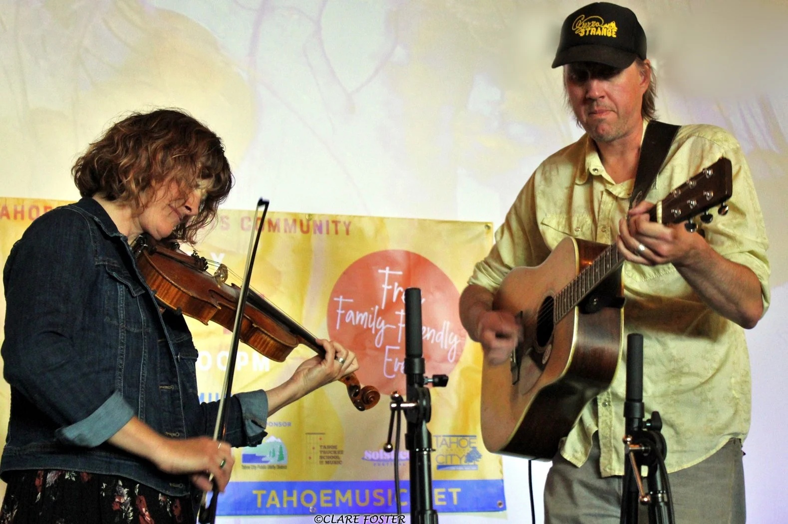 Jenni & Jessie (from Dead Winter Carpenters)