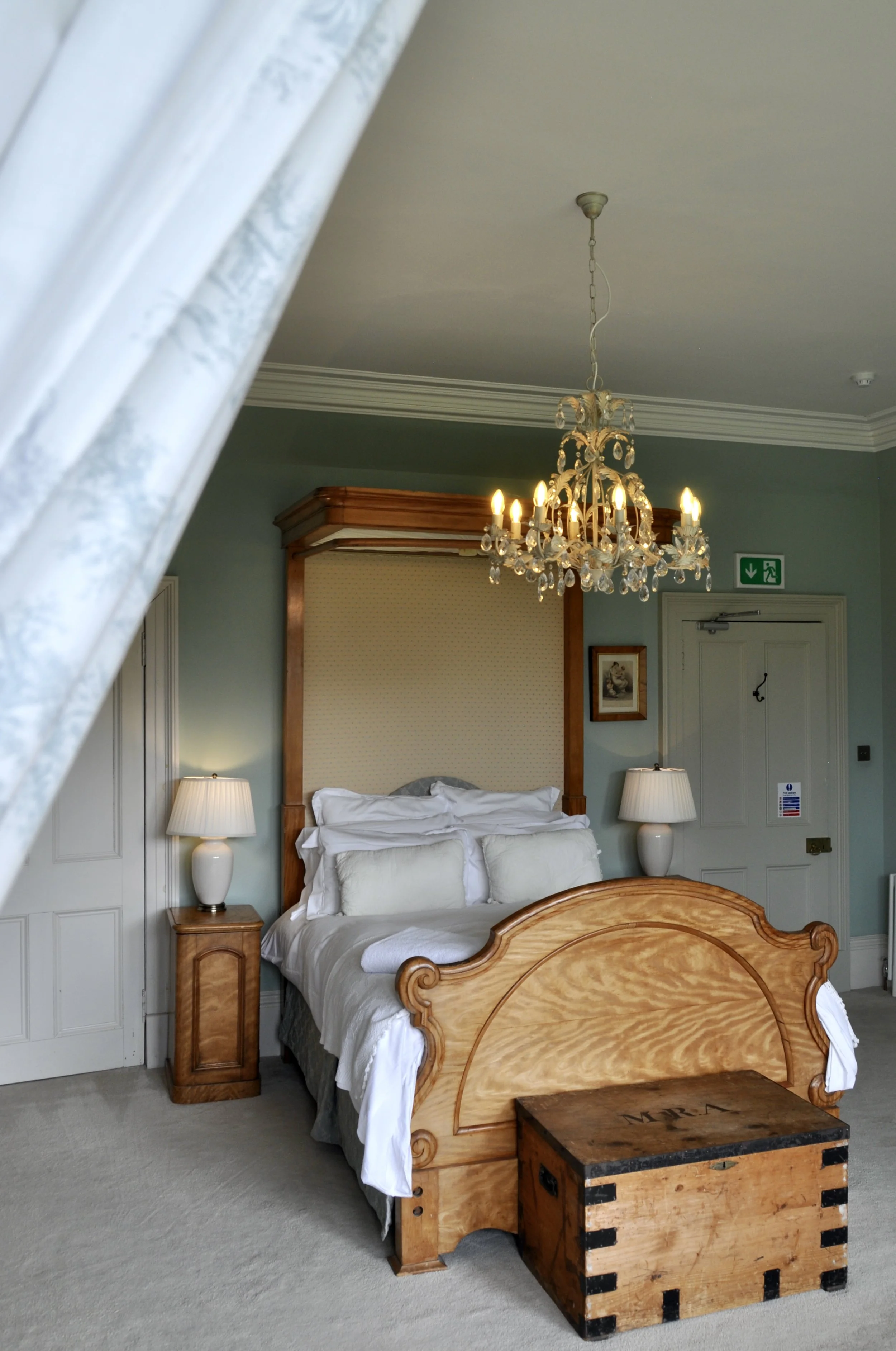 wardhill 6 Laird_s Room 1.JPG