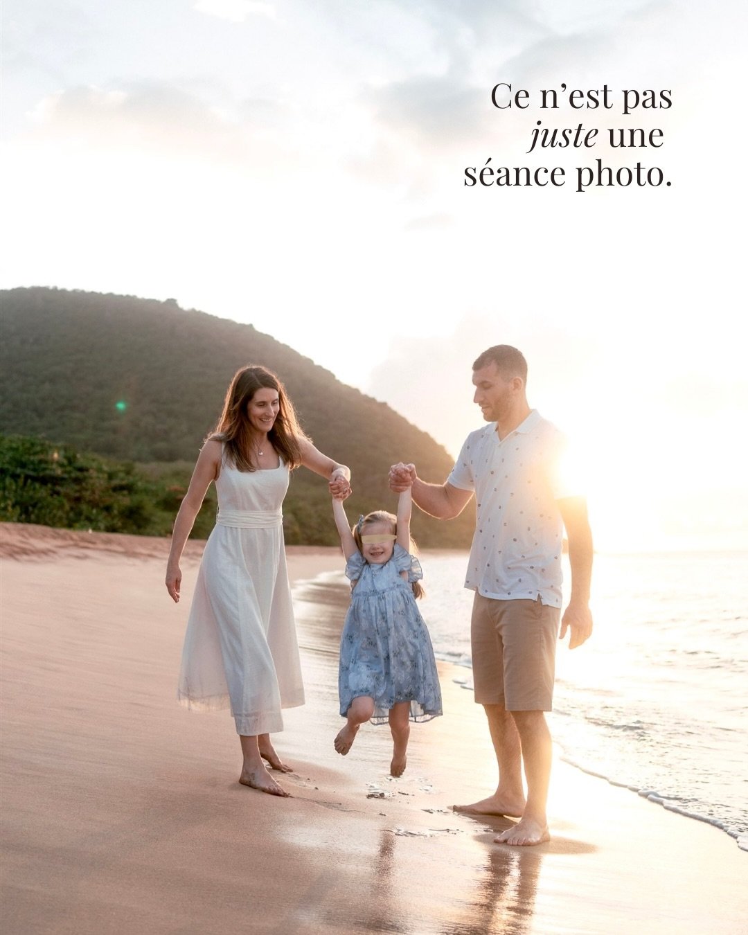 H&eacute;l&egrave;ne, Bruno &amp; Alice, les pieds dans l&rsquo;eau et la peau sal&eacute;e. Un moment partag&eacute; qui va bien au-del&agrave; d&rsquo;une simple s&eacute;ance photo.
&Ccedil;a ne s&rsquo;explique pas vraiment&hellip; &ccedil;a se v