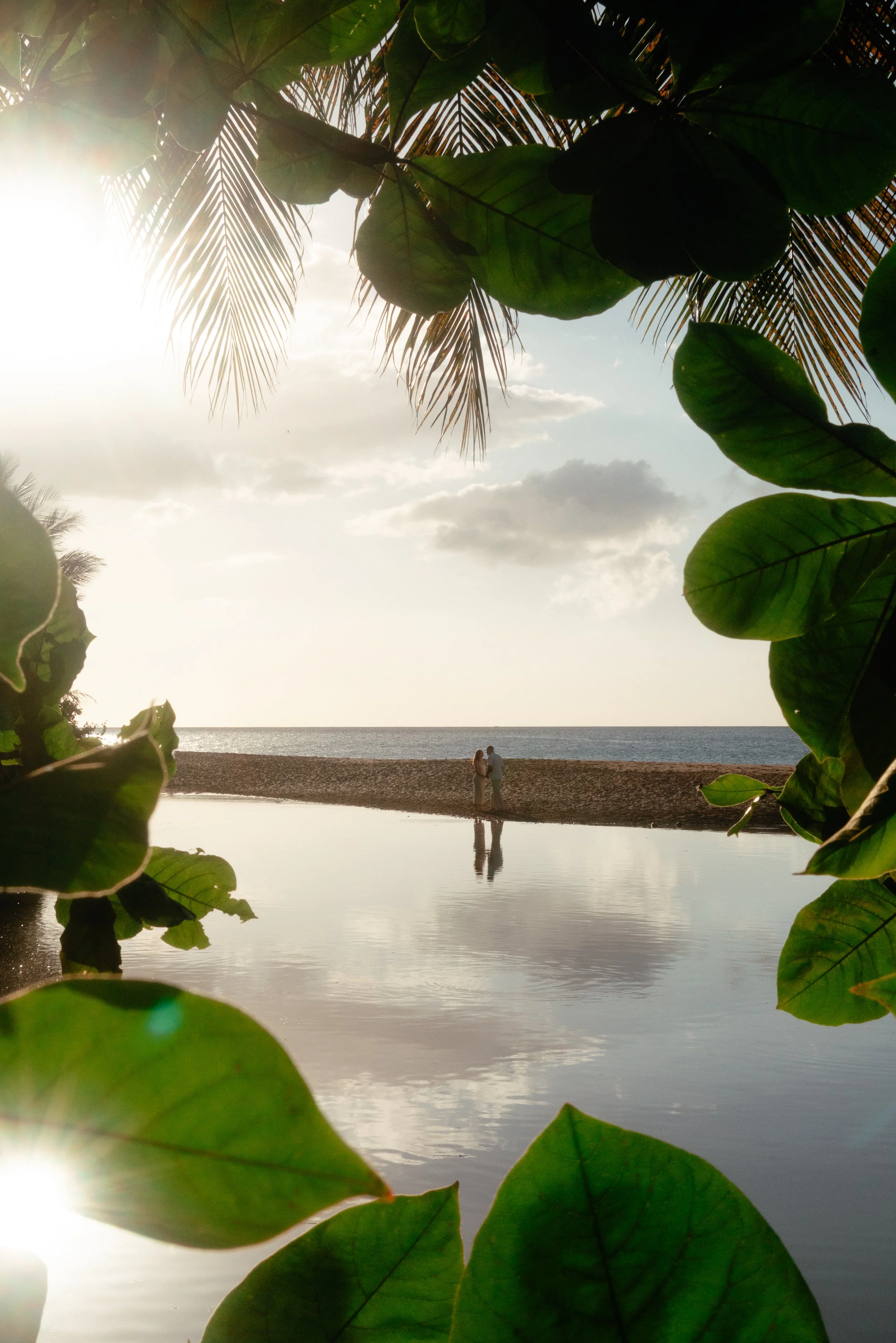 Séance photo couple grossesse Guadeloupe (3).jpg