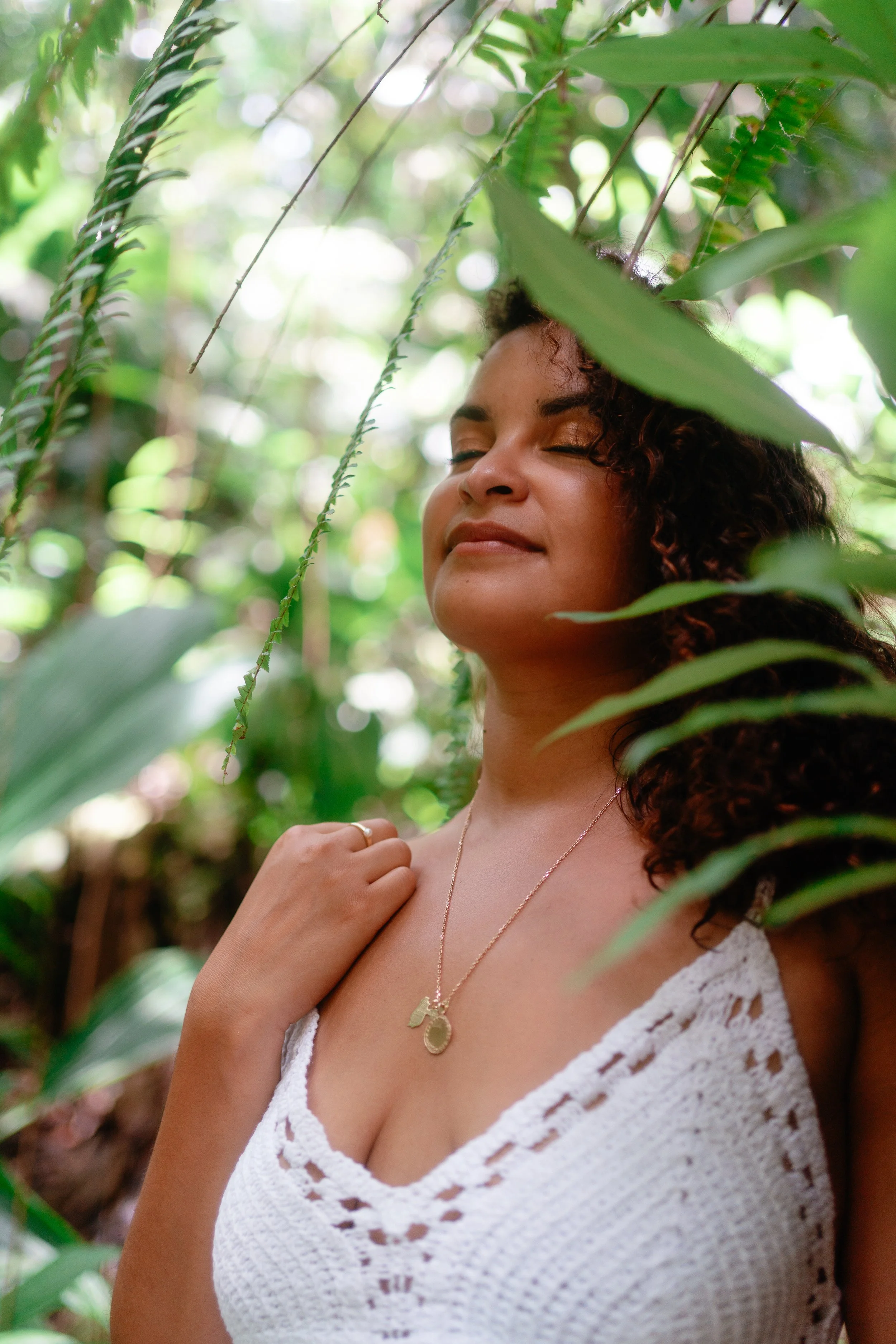 Séance photo femme rivière Guadeloupe (30).jpg