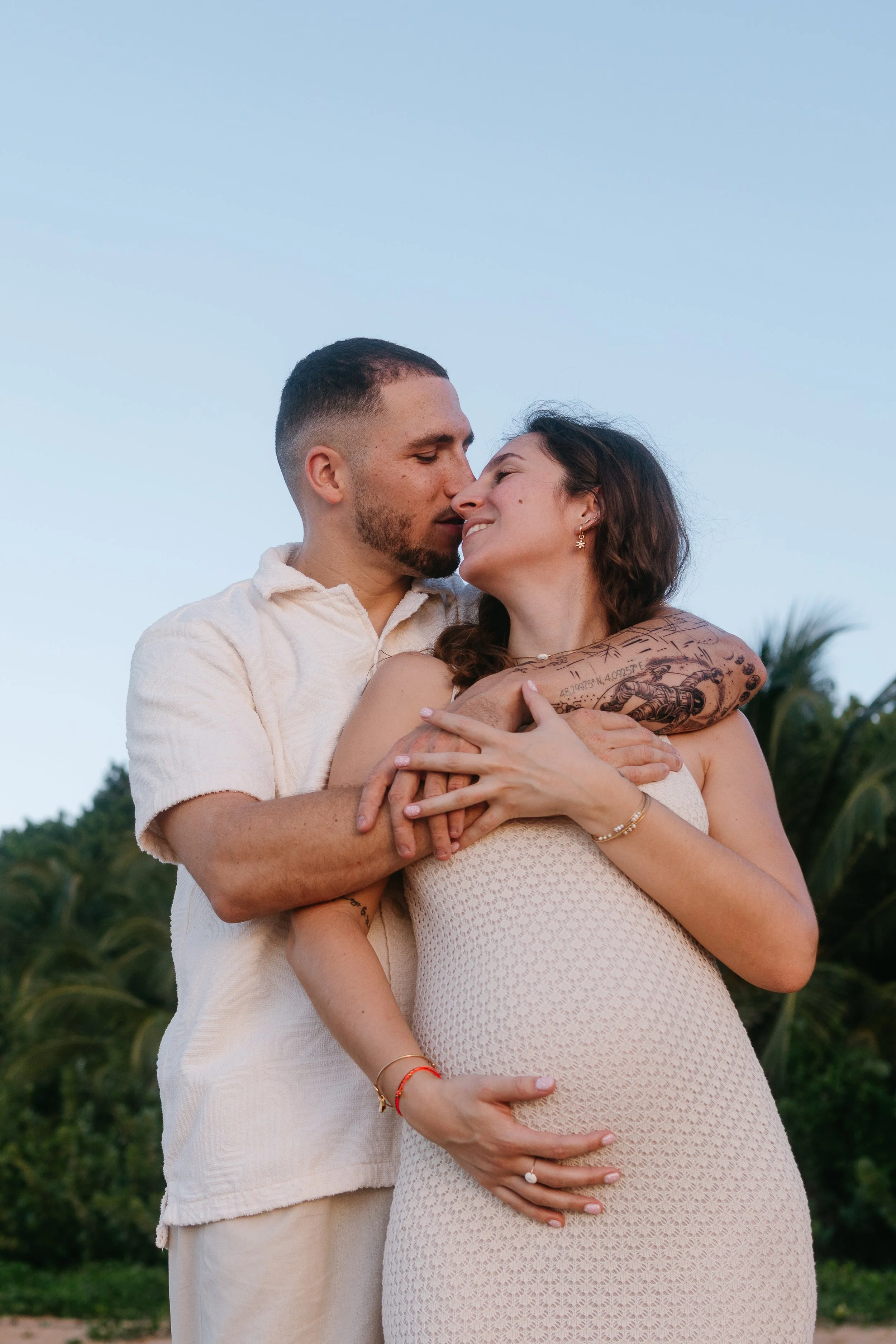 Séance photo couple grossesse Guadeloupe (22).jpg