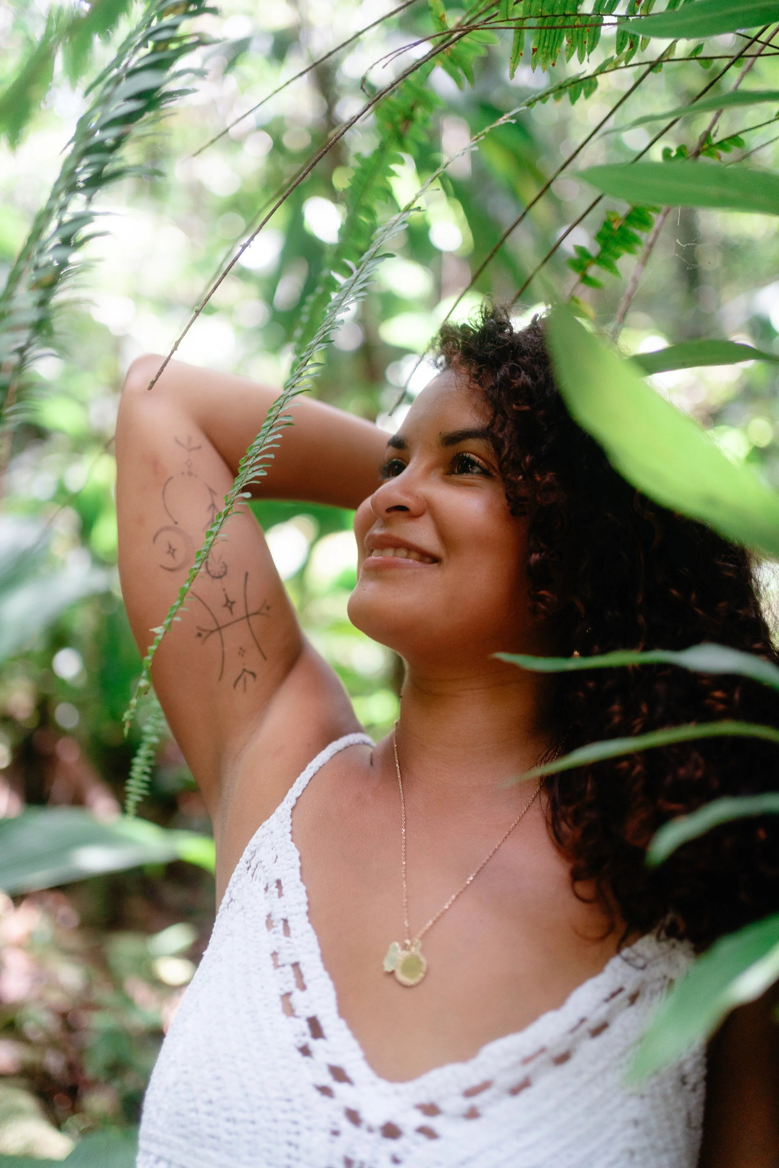Séance photo femme rivière Guadeloupe (29).jpg