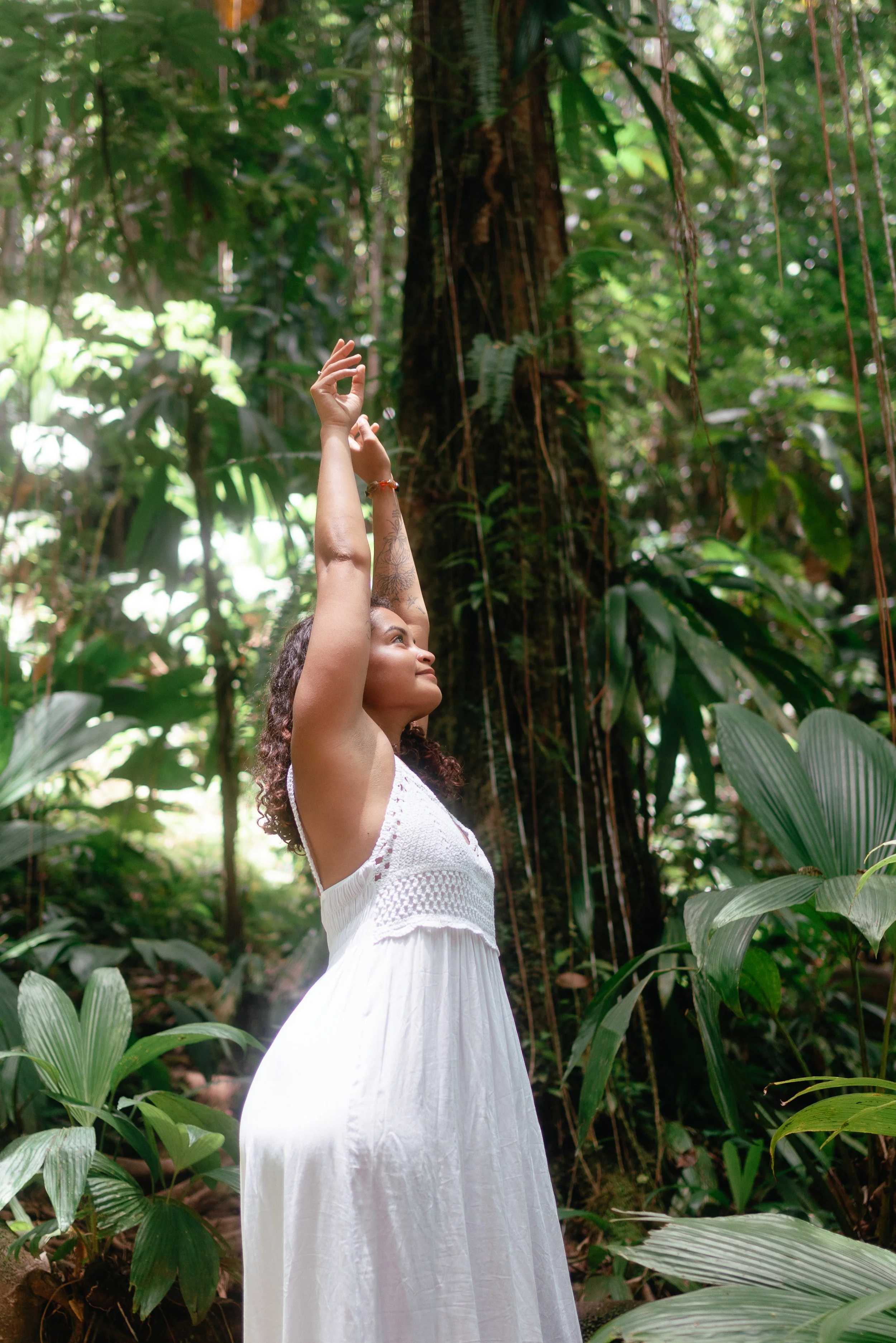 Séance photo femme rivière Guadeloupe (12).jpg