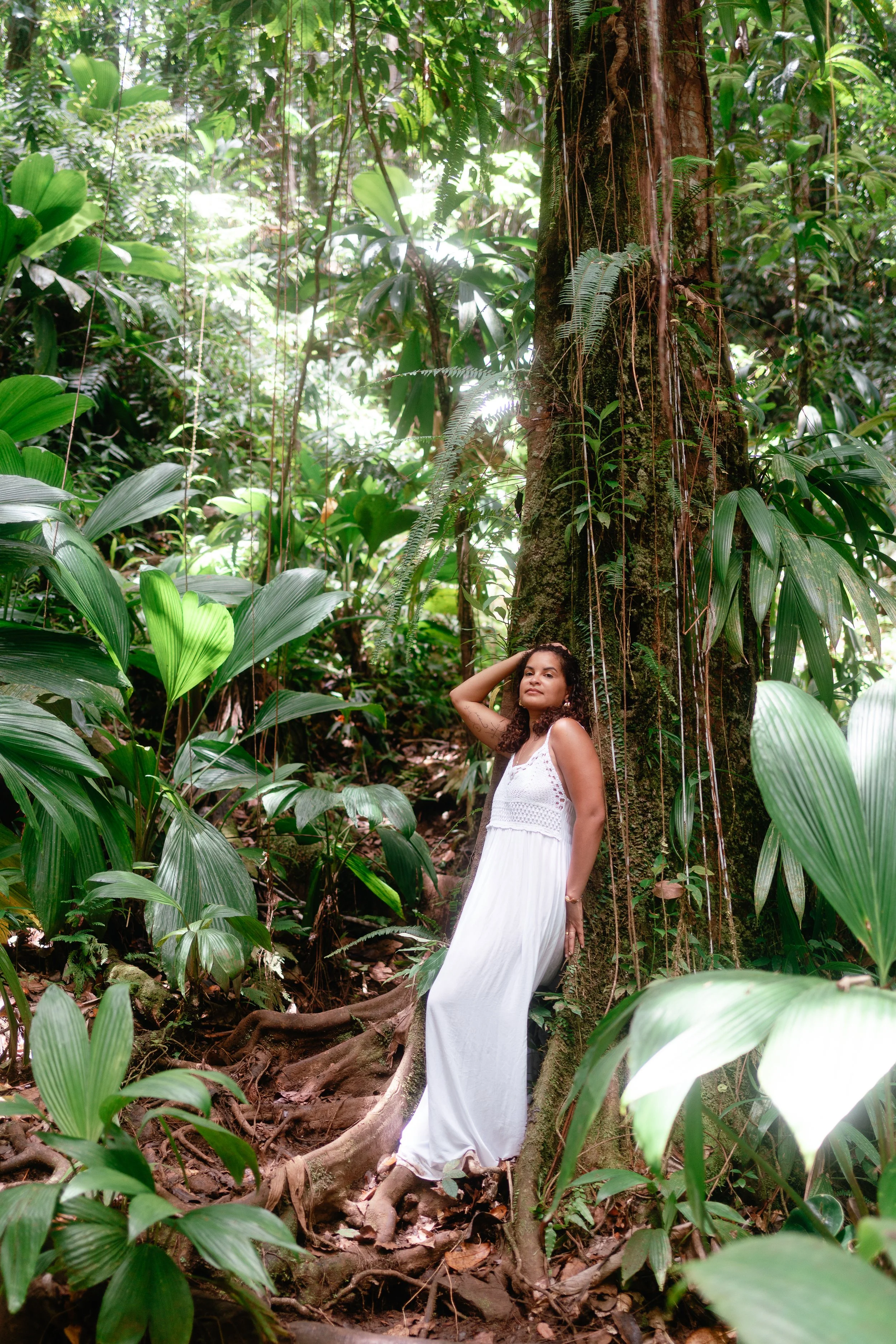 Séance photo femme rivière Guadeloupe (32).jpg