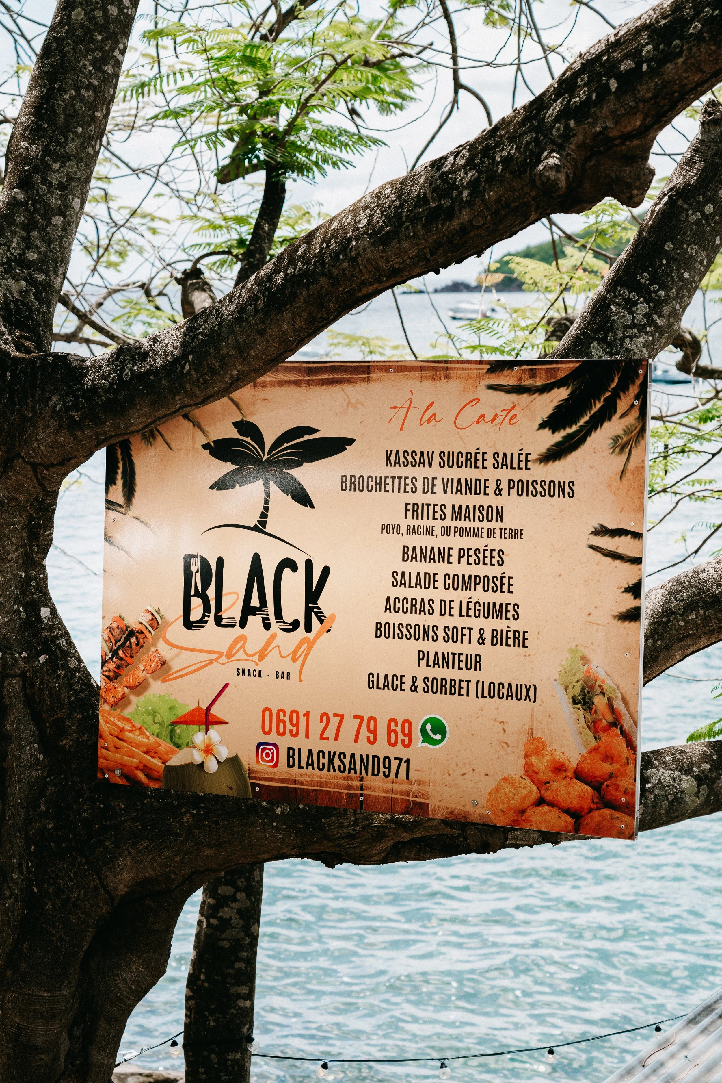 Black Sand - Séance photo entreprise Guadeloupe (5).jpg