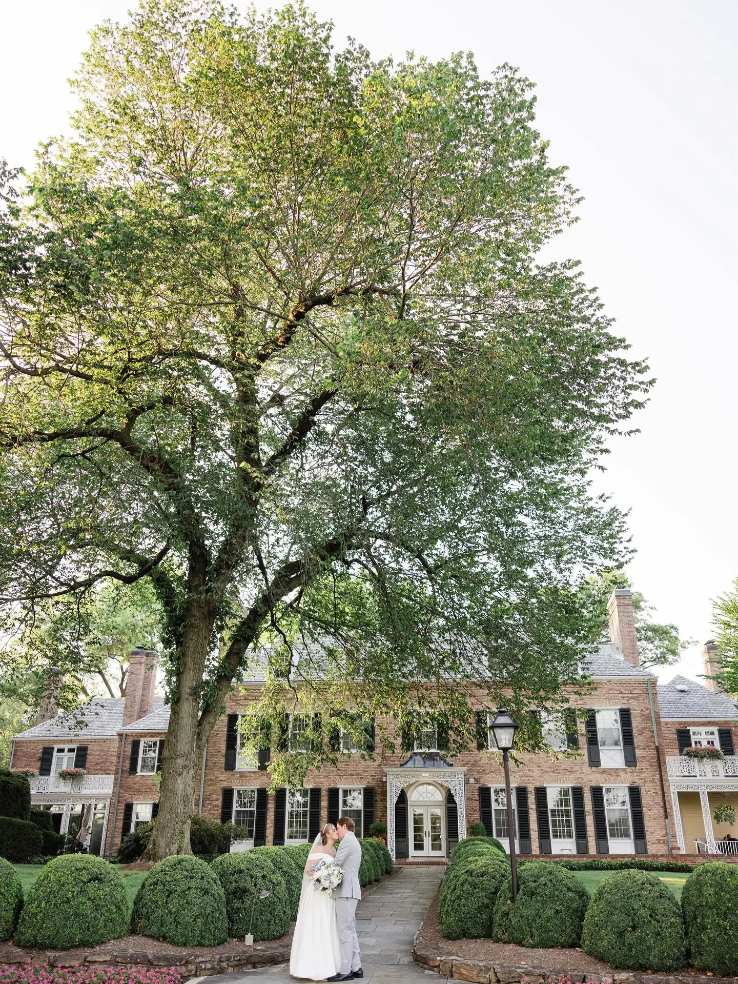 Drumore Estate feels like a secret garden in Europe, with manicured flowerbeds nestled beside a historic mansion. This was the dreamy backdrop for Abby &amp; Dylan&rsquo;s wedding. 
These two were the perfect mix of laid-back and fun, soaking up ever