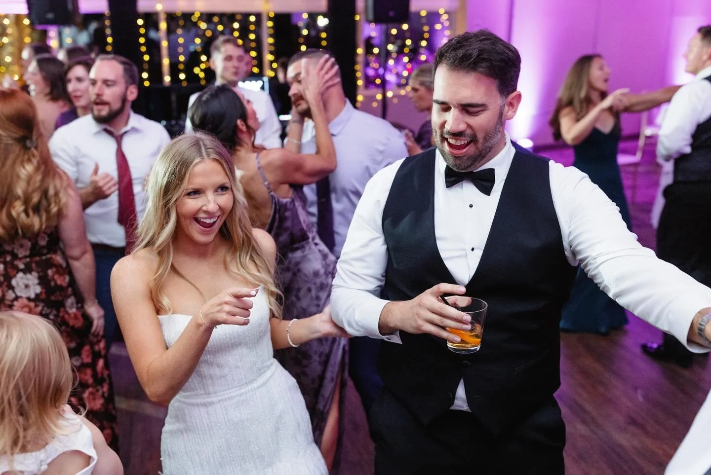 The best dance floors have no age limit. 🪩 Weddings aren&rsquo;t just about two people &mdash;they&rsquo;re a celebration that brings generations together. 

Tyler &amp; Alyssa&rsquo;s reception was 10/10! (Loved the bride&rsquo;s party dress!) 

#L