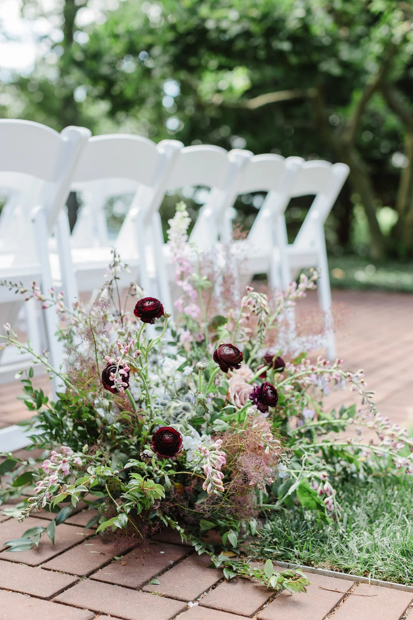 Detail wedding photo of the bride's bouquet at Drumore Estate