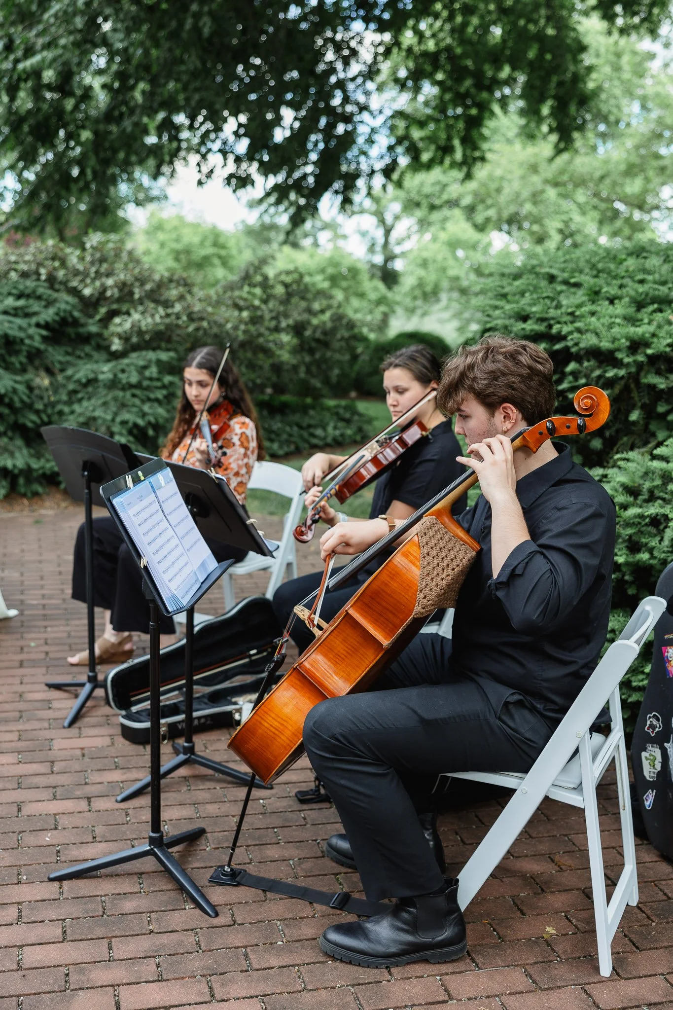 A wedding band plays during cocktail hour at Drumore Estate