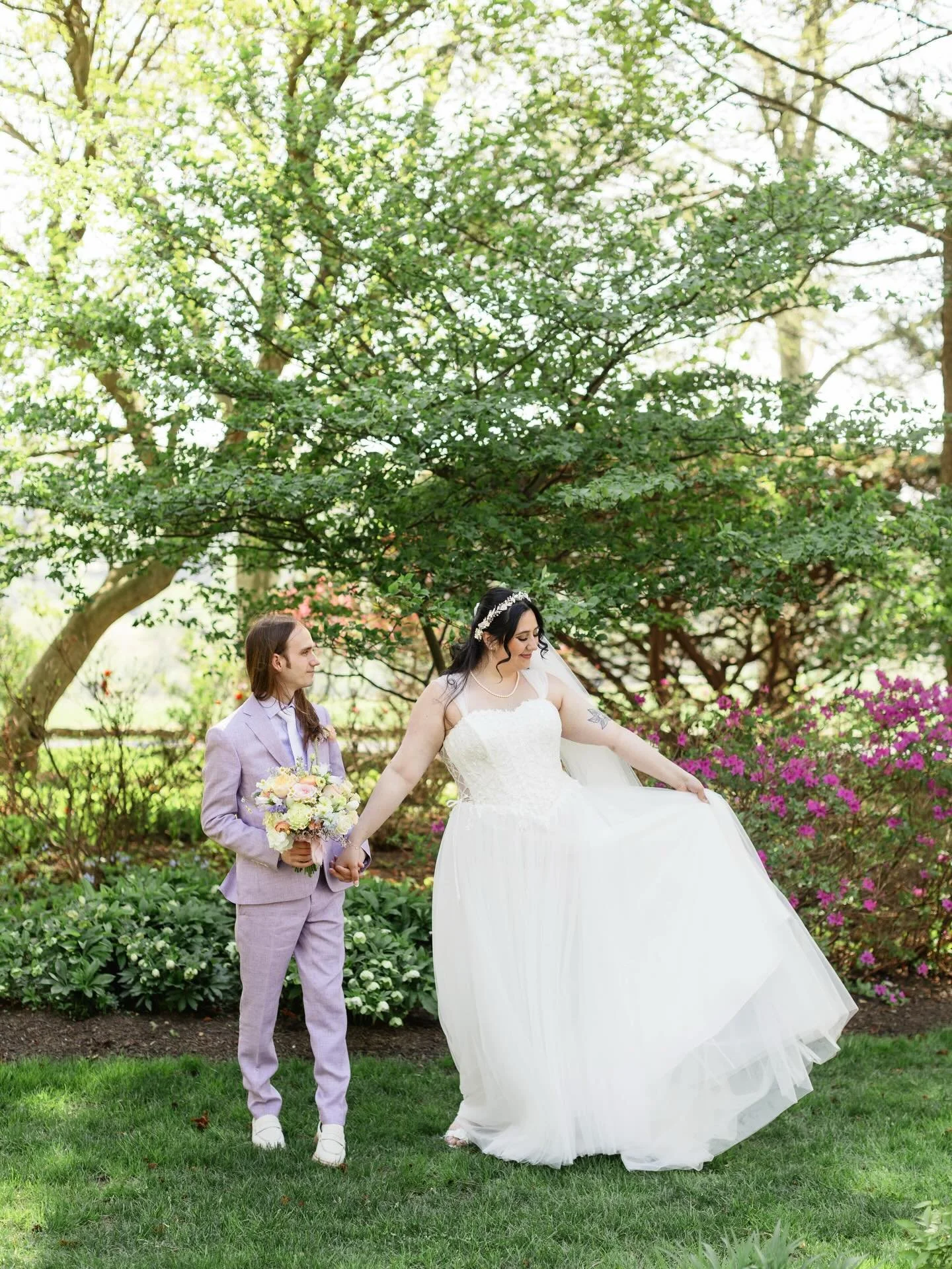 Saturday&rsquo;s couple was a vibe! After their &ldquo;first dance,&rdquo; Meghan &amp; Jimmy played a &ldquo;first game&rdquo;&mdash;a competitive round of Mario Kart 🎮 With their friends &amp; family cheering them on, they battled it out&hellip;.M