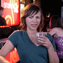 parks-and-rec-rashida-jones.gif