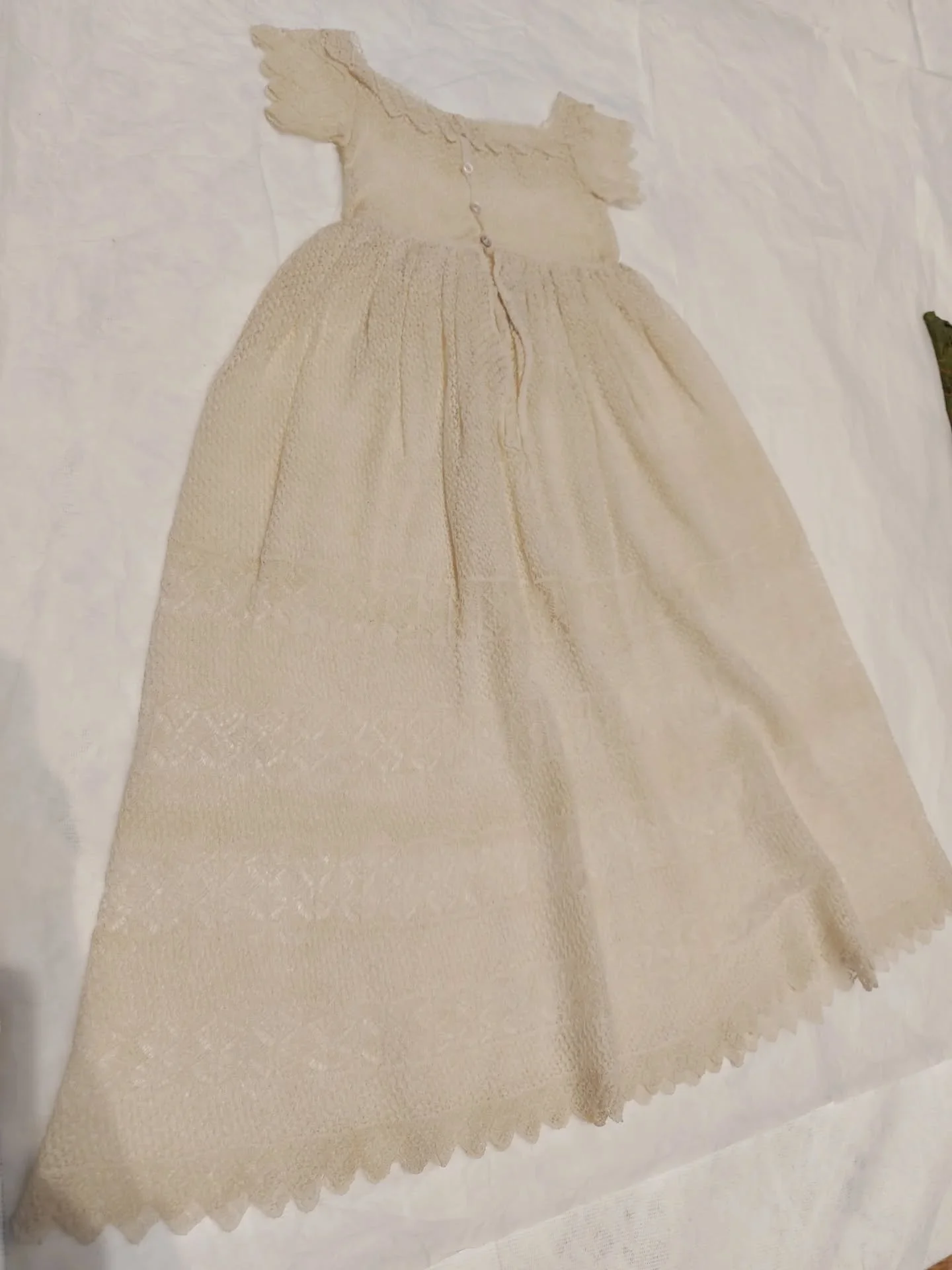 Ever since I first tumbled down the online rabbit hole of the V&amp;A's Collections website I've wanted to see this little child's dress.  It won third prize at the Great Exhibition. This, of course, immediately makes one wonder what extraordinary th