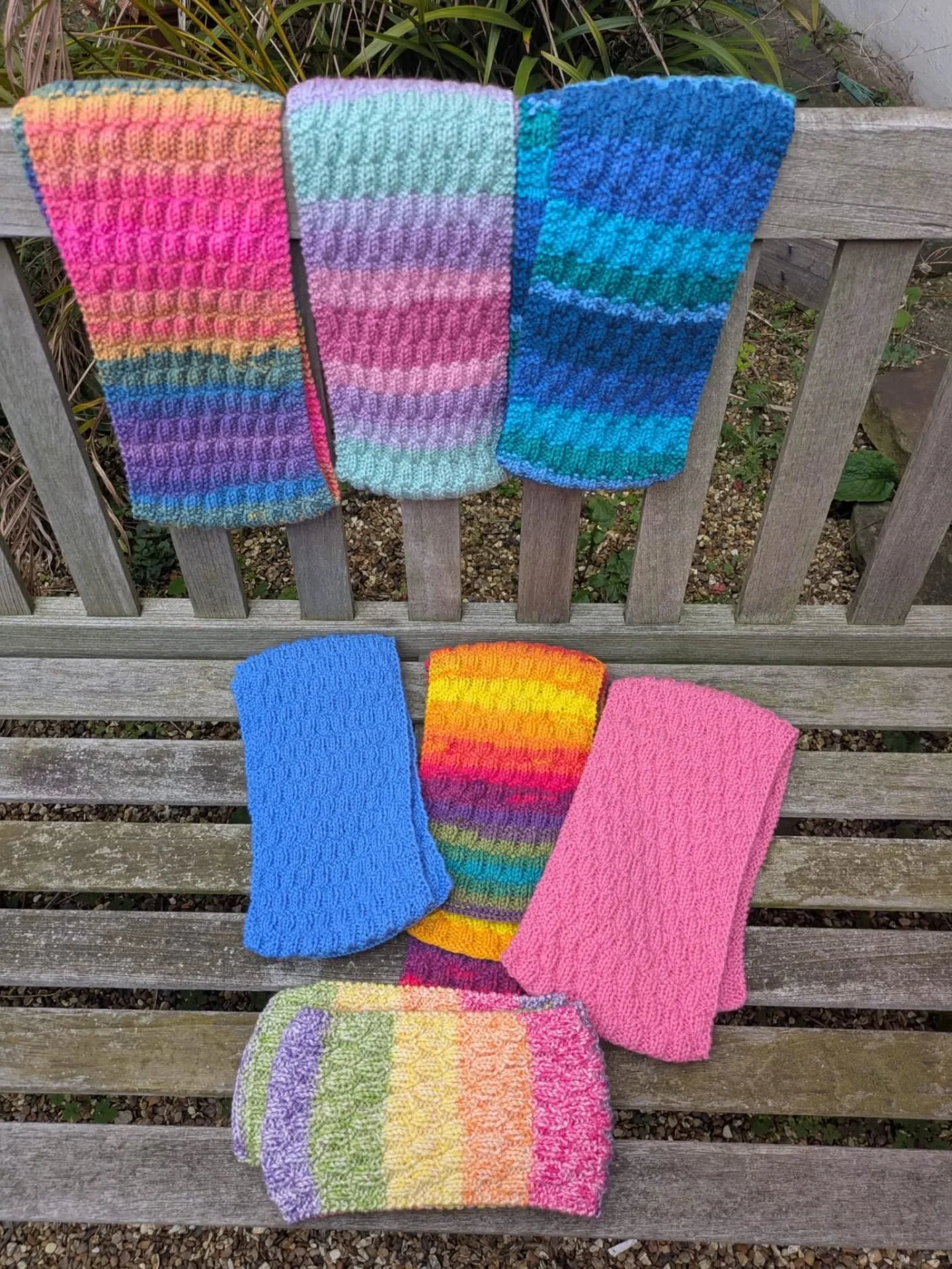 Our day got brighter when we opened these joyful scarves sent to us by Rosalind in Newark. We love the bright colours and the extra interest provided by the textured fabric.

Thank you, Rosalind. These are our Knit of the Day!

#knitoftheday #handmad