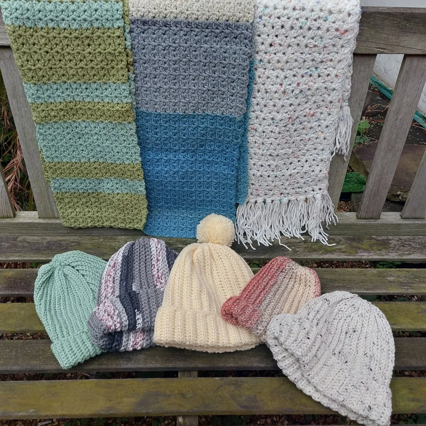 We all learnt something when Jacqui of the Casual Crocheters of Erith brought in a lovely bundle of crocheted donations. Without her expert guidance, we might have misidentified the hats as having been knitted. She told us that her group loves learni