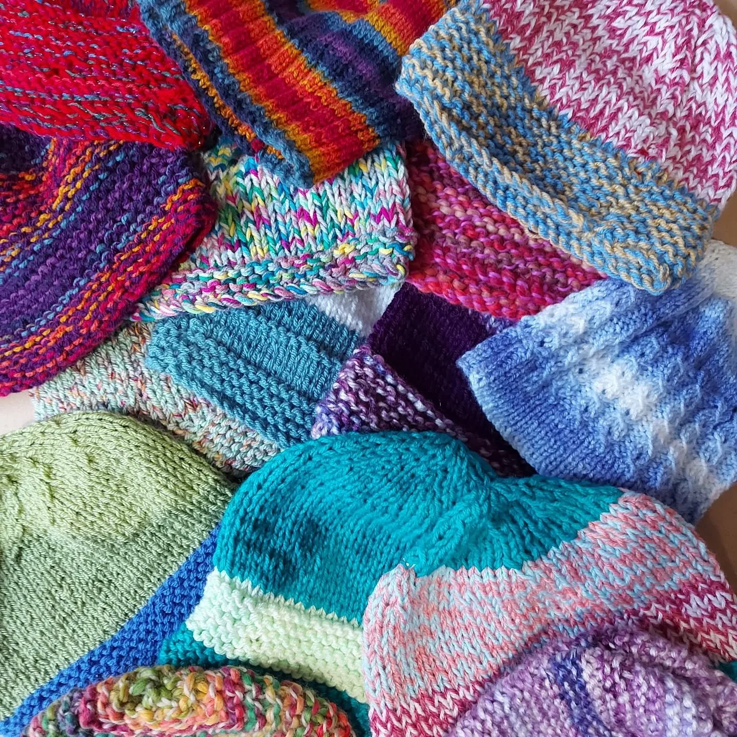 Cherrywood Grange Care Home in Chelmsford Residents Knitting club has sent us a lovely batch of hats of all sizes and in a variety of vibrant colours. We're always delighted to hear about people gathering together to enjoy knitting and crochet. Thank