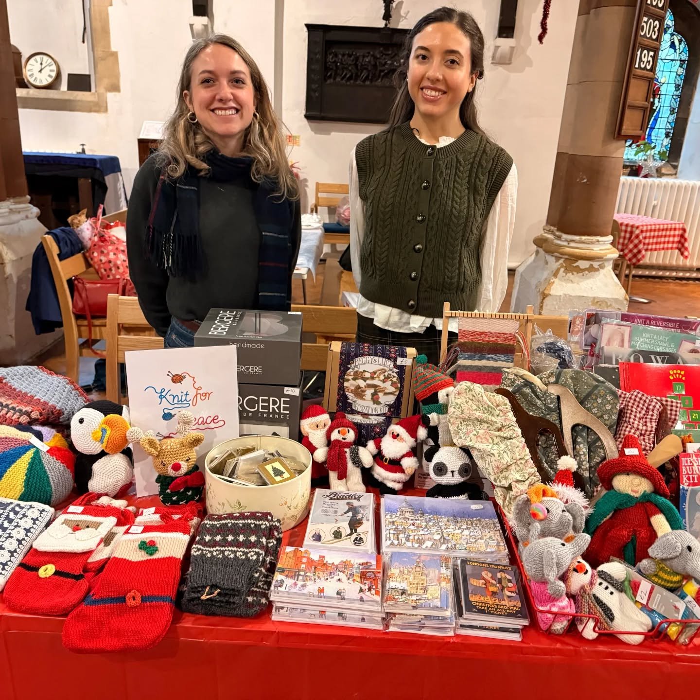 Felina and Lacey did a brilliant job with the Knit for Peace table at All Saints Highgate Christmas Fair.  Thank you, Ladies, for going above and beyond and with such lovely smiles! 

#knitforpeace #allsaintshighgate #christmasfair #charity