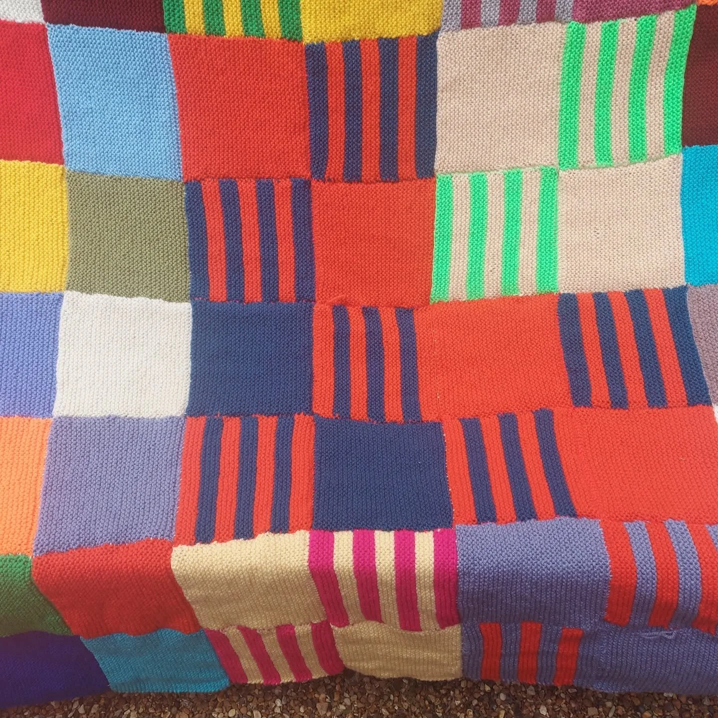 We really enjoy seeing the multifarious ways in which people express their skill and creativity in making blankets and clothing. The Knitwits in Didcot have added that little extra something to this huge blanket to make it stand out. 

Thank you Knit