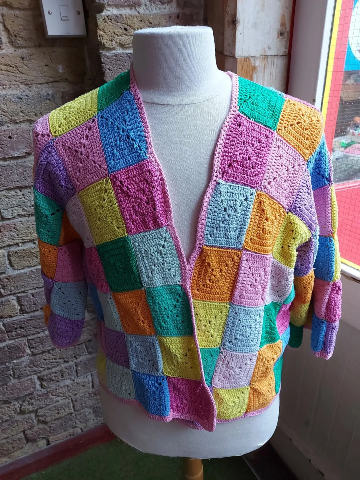 Lorna in Wisborough Green has sent us this charming crocheted cardigan. We love the spring-like colours. It will bring a bright style to any wardrobe. 

We've been really enjoying all the varieties of Granny Square we've seen this week!

Thank you, L