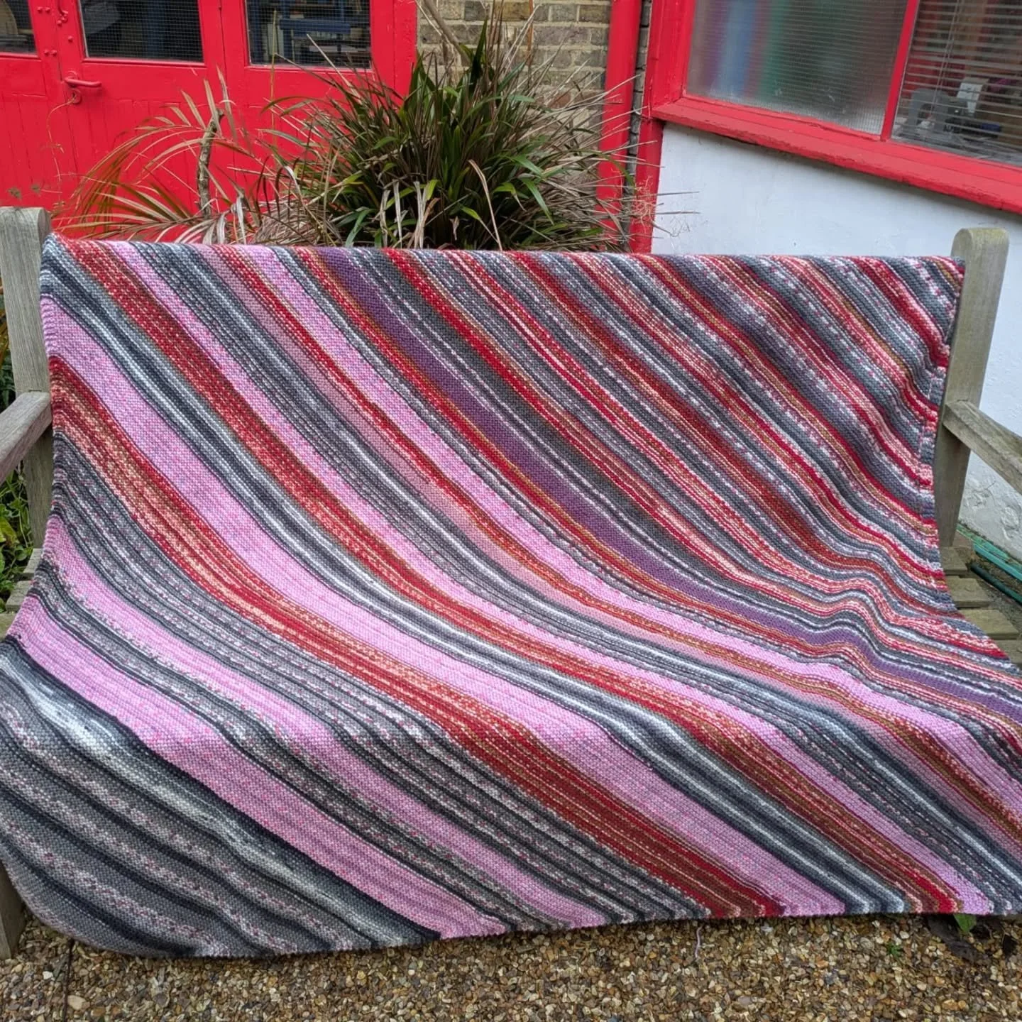 Helen in Wick has sent us this brilliant and huge blanket. There are some very long tows in the middle!  It must have been cosy having it in her lap while she was making it, and it will certainly be cosy and warm on someone's bed very soon. 

Thank y