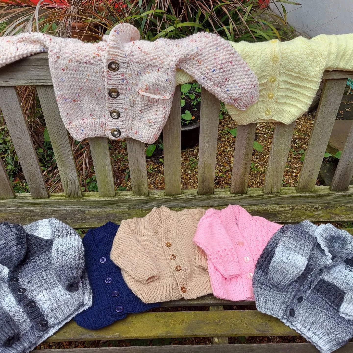 Sue in Barry sent us a delightful collection of cardigans. We love the extra interest added with the stitch patterns and the statement buttons.  Cosy and warm for anyone's wardrobe!

Thank you, Sue. These are our Knit of the Day! 

#knitoftheday #han