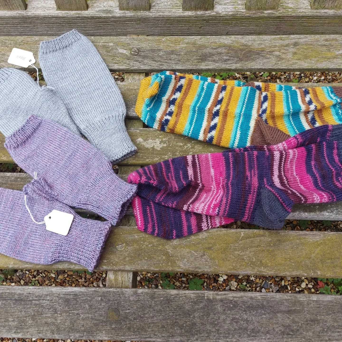 These expertly made socks and fingerless gloves were sent to us anonymously. Socks and gloves are always useful and in demand, and we do love anything stripy 😁

Thank you, Knitters and Crocheters. These are our Knit of the Day! 

#knitoftheday #hand