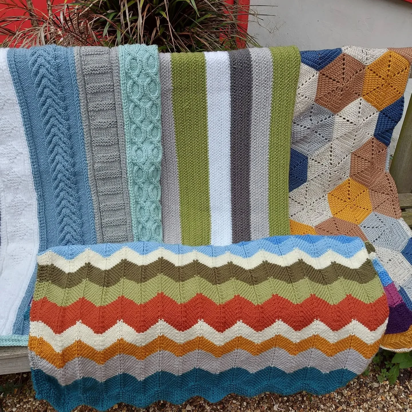 Gudrun in Buckhurst Hill has sent us a wondrous collection of blankets. There are so many different colours and textures in both knitting and crochet.  So much skill and time devoted to the making. 

Thank you, Gudrun. These are our Knit and Crochet 