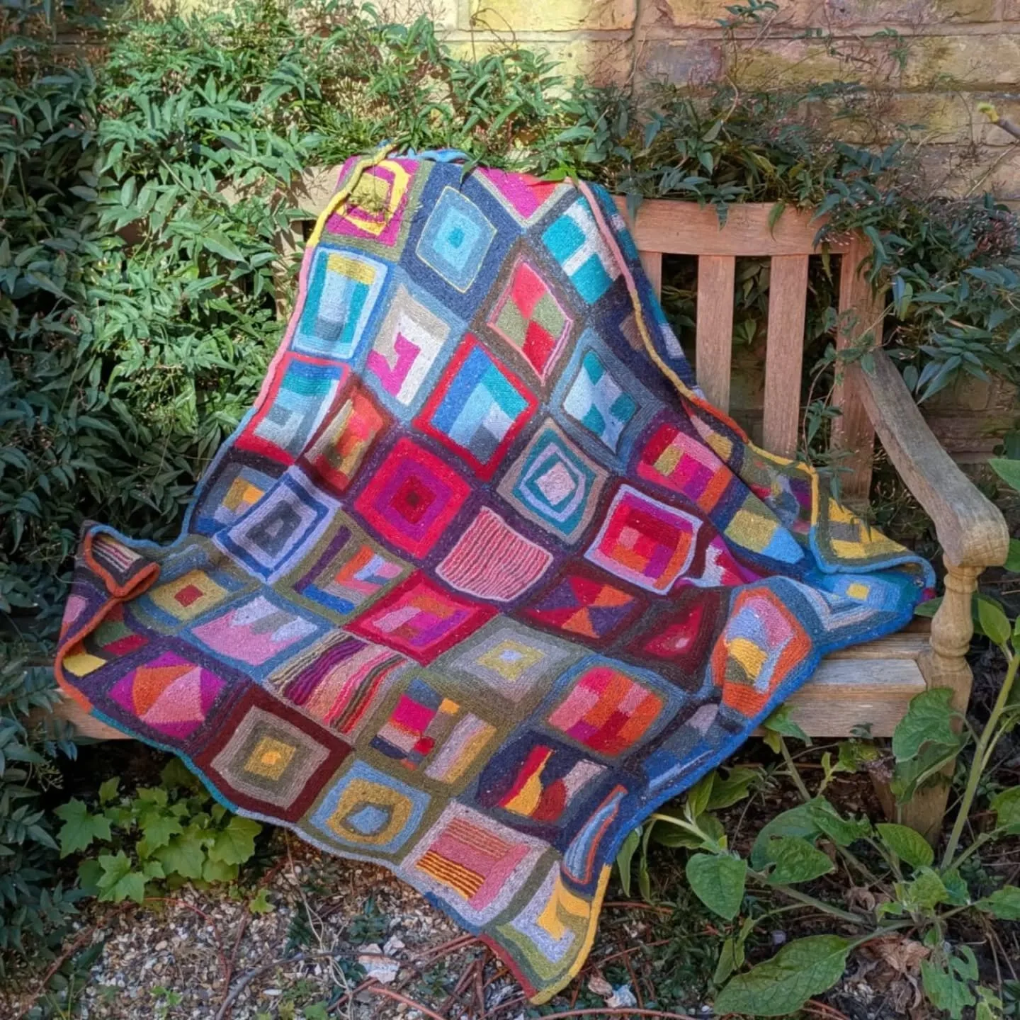 Kate has sent us this fascinating blanket.  We spent a while looking at all the different square designs.  There is such a lot of skill and imagination to see.

Thank you, Kate. This is our Knit of the Day!

#knitoftheday #handknitting #knittingforot