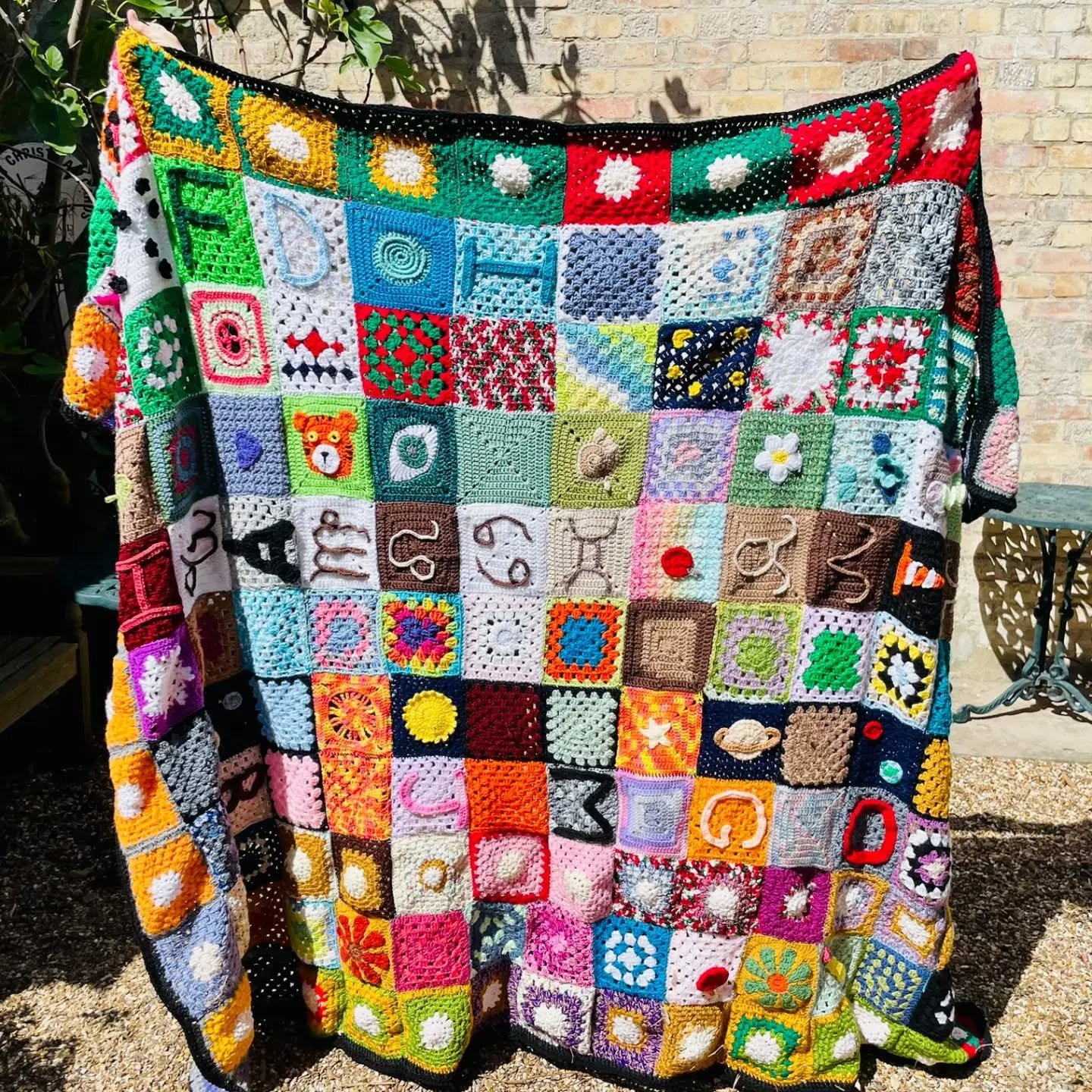 The Hornsey Sewing Bee, led by Margaret, do an amazing job, taking sackfuls of squares and turning them into beautiful blankets. 

Margaret told us that she thought many of these squares had been made by the same (anonymous) crafter.  The Sewing Bee 